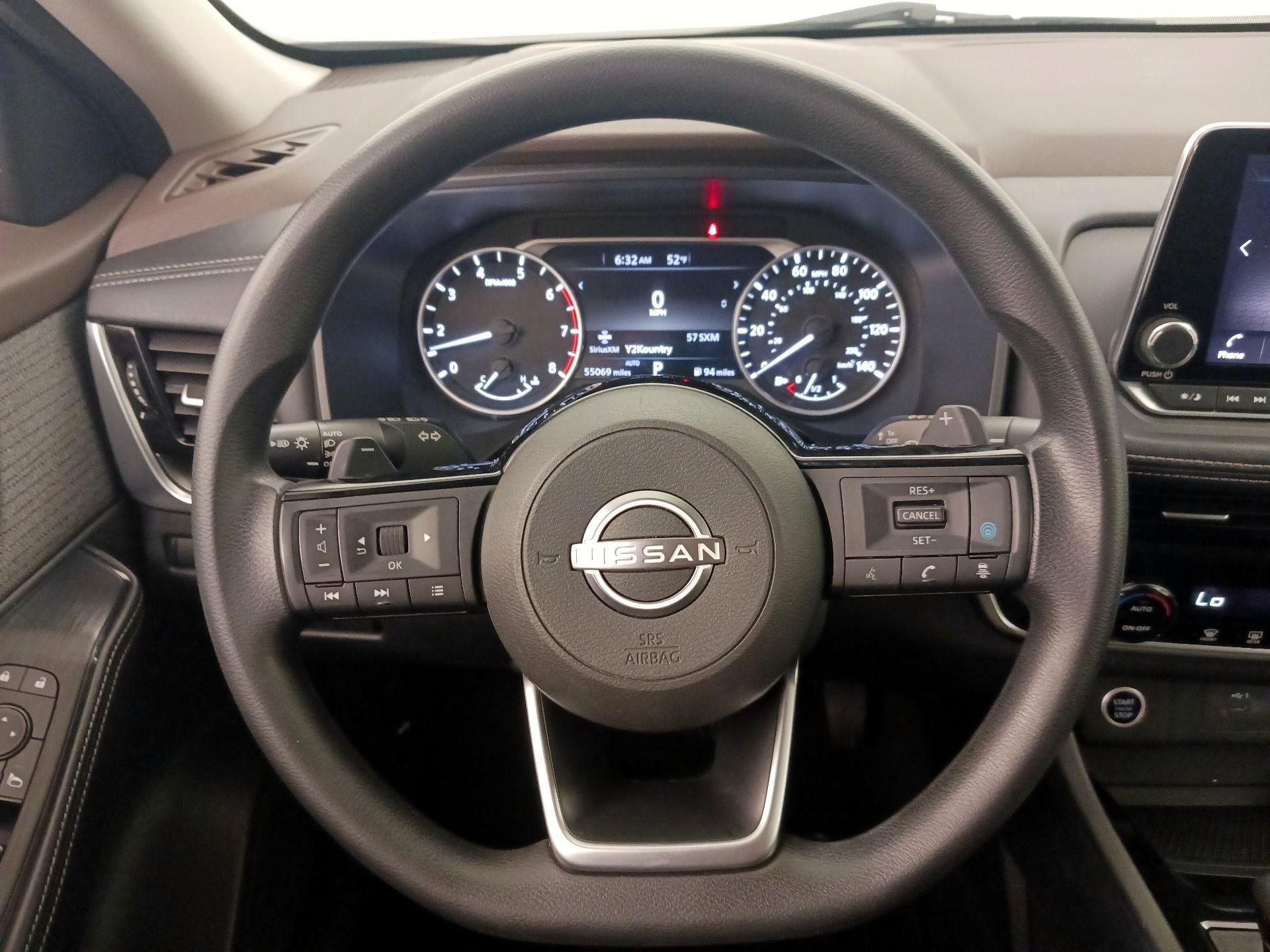 Thumbnail: 2022 Nissan Rogue - 10