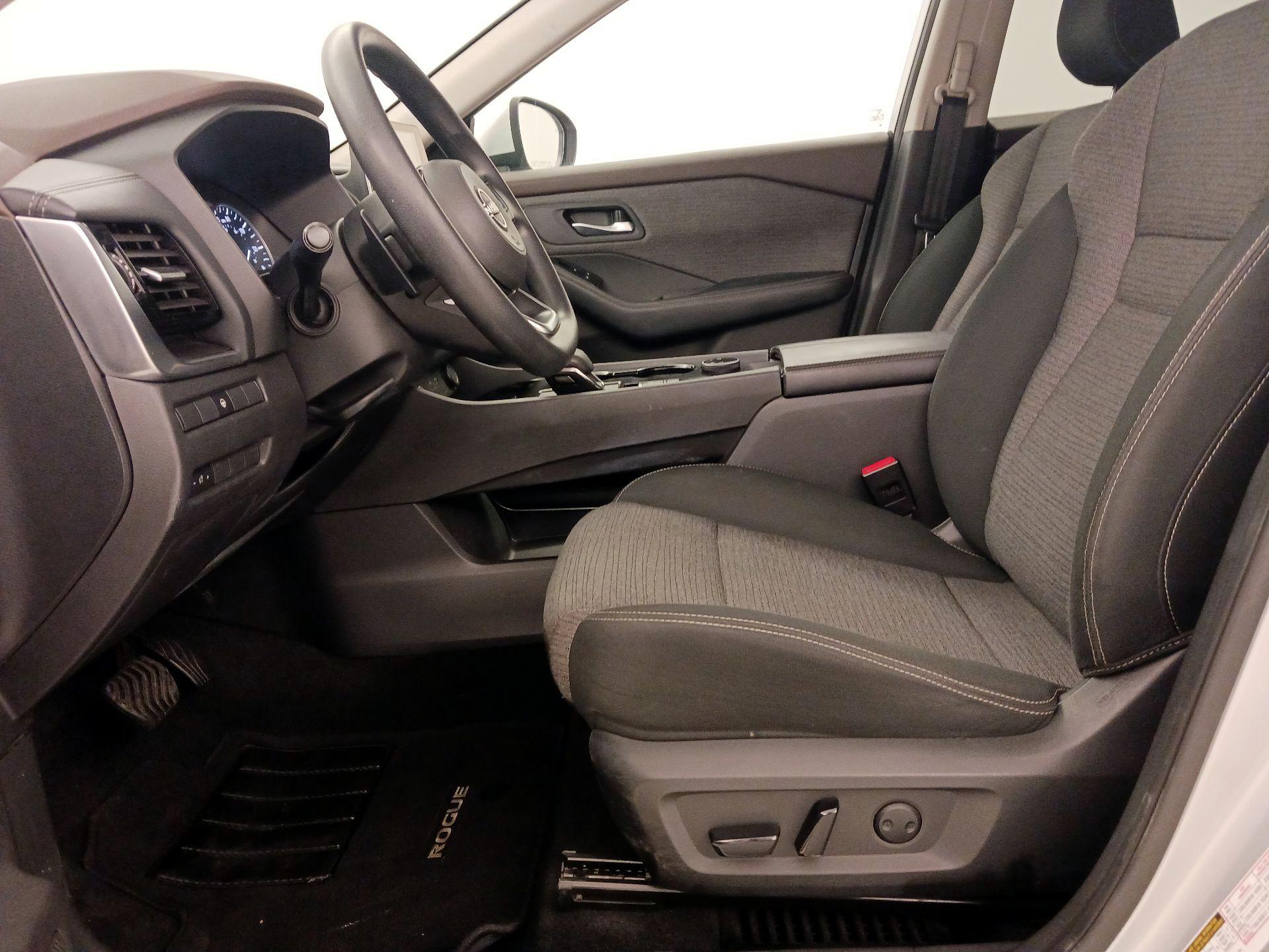 Thumbnail: 2022 Nissan Rogue - 11