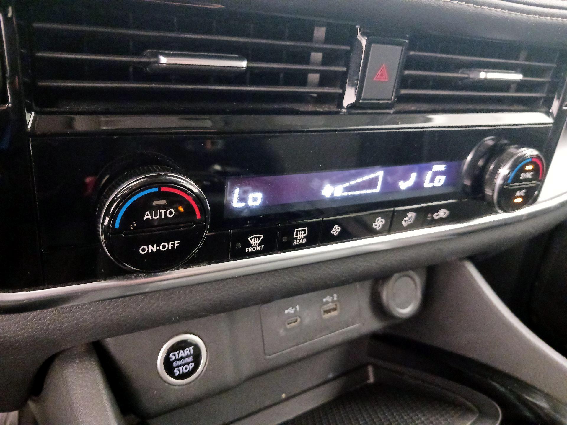 Thumbnail: 2022 Nissan Rogue - 16