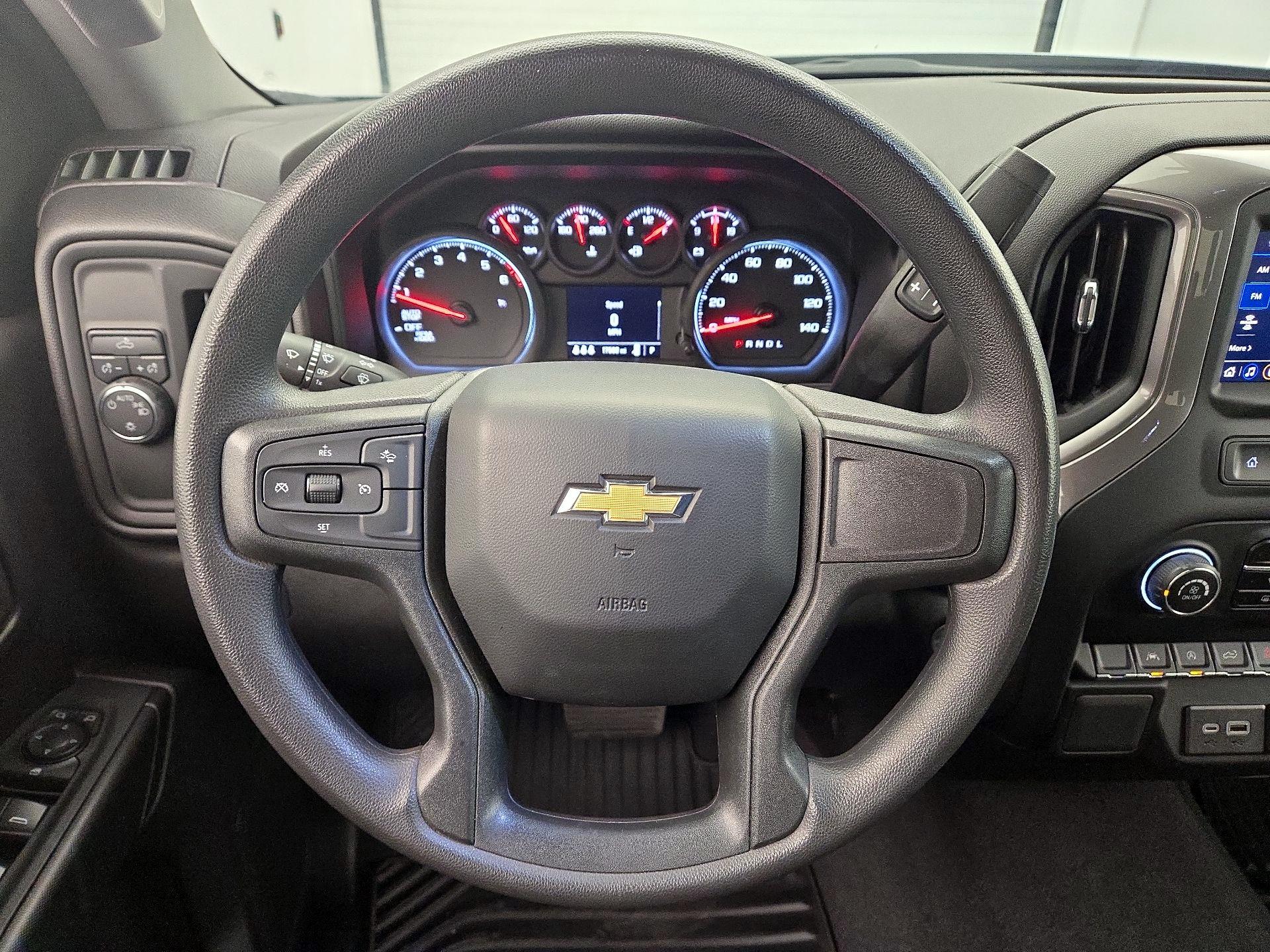 Thumbnail: 2024 Chevrolet Silverado 1500 - 10