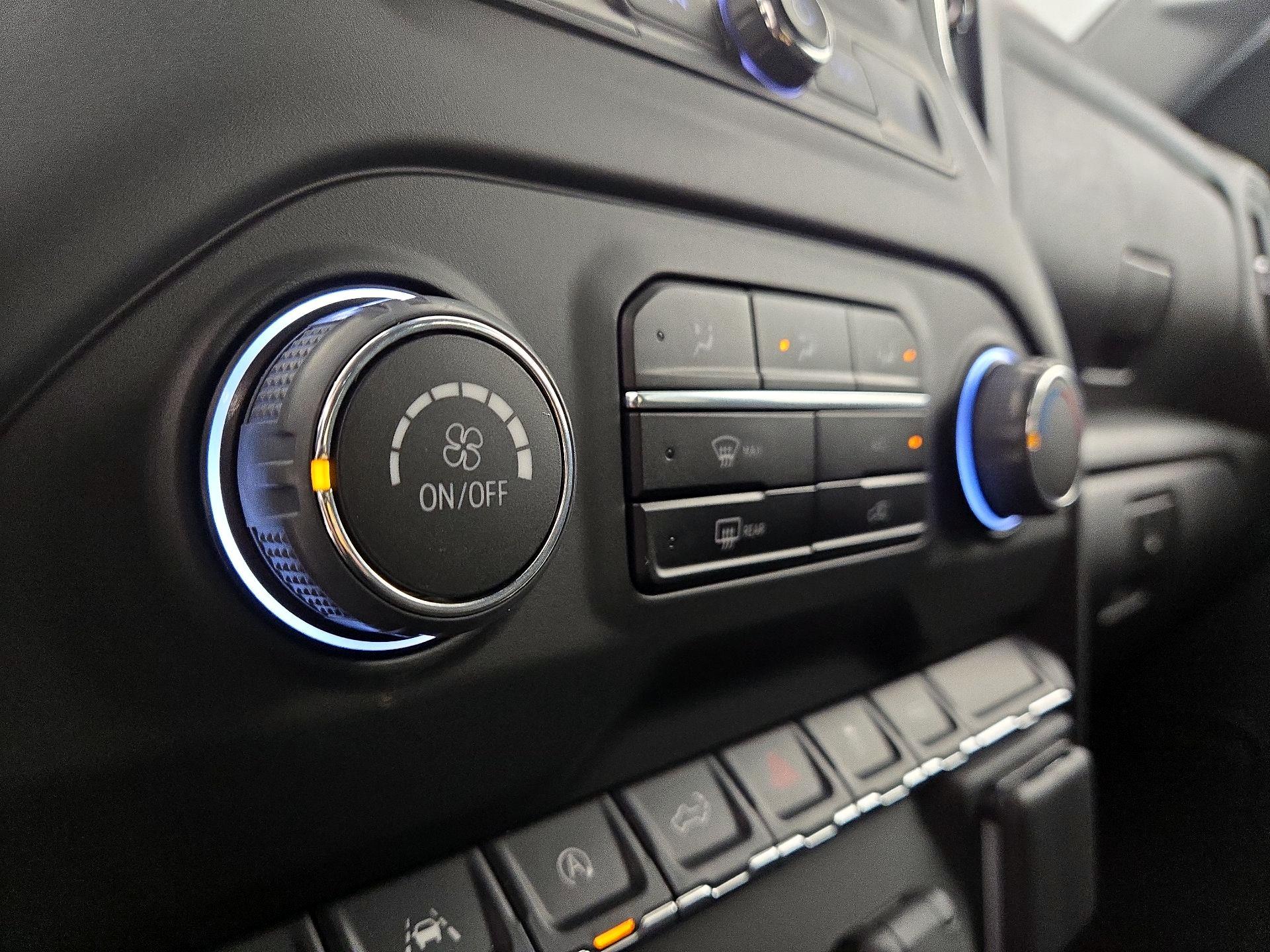 Thumbnail: 2024 Chevrolet Silverado 1500 - 16