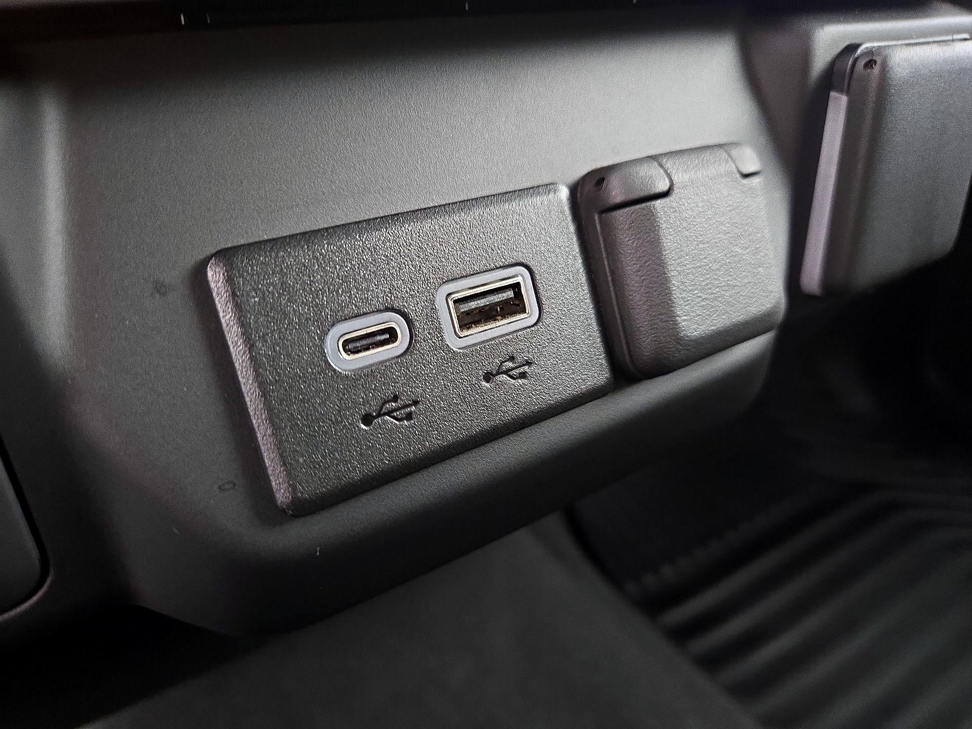 Thumbnail: 2024 Chevrolet Silverado 1500 - 18