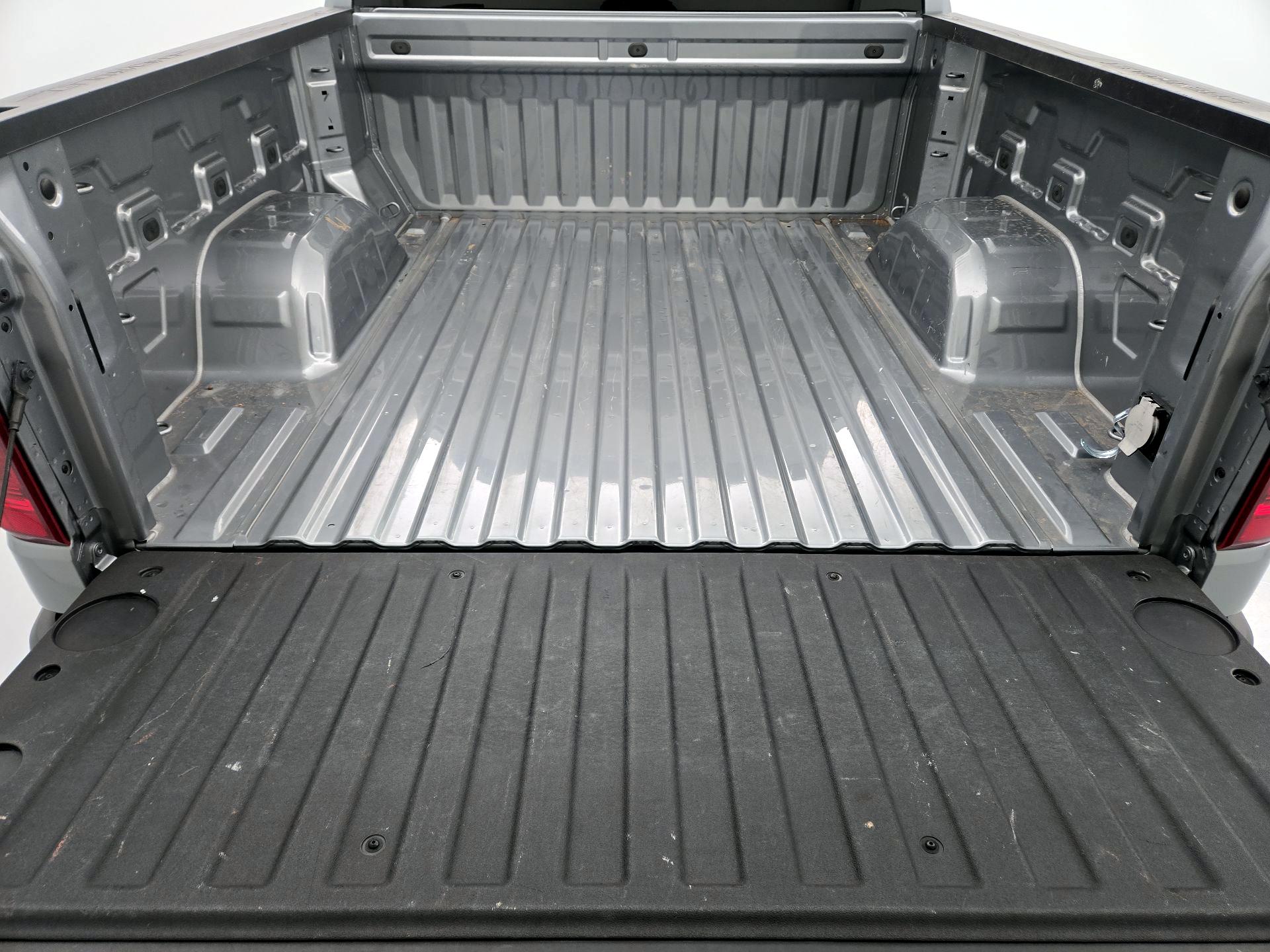 Thumbnail: 2024 Chevrolet Silverado 1500 - 20