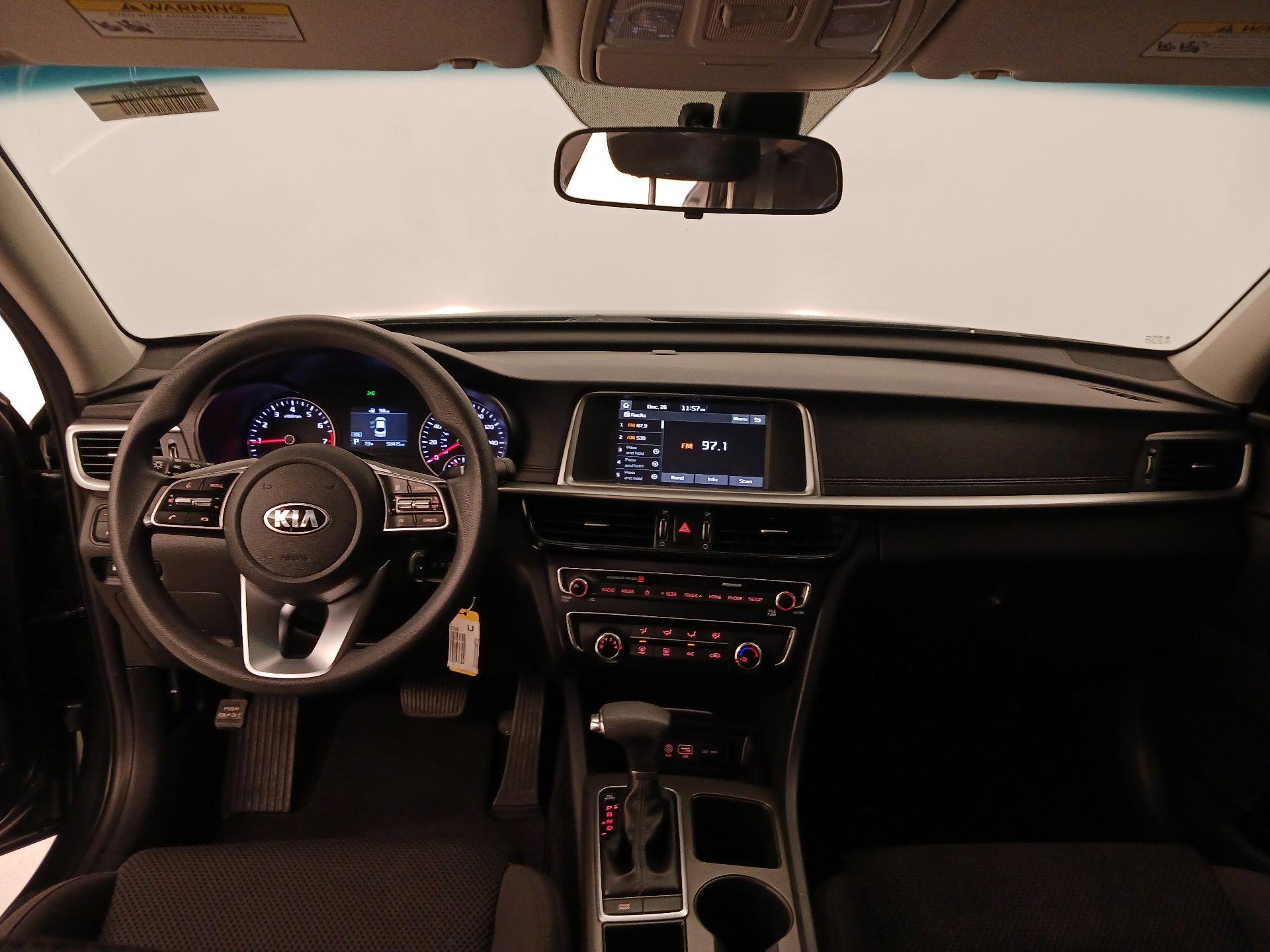 Thumbnail: 2020 Kia Optima - 9