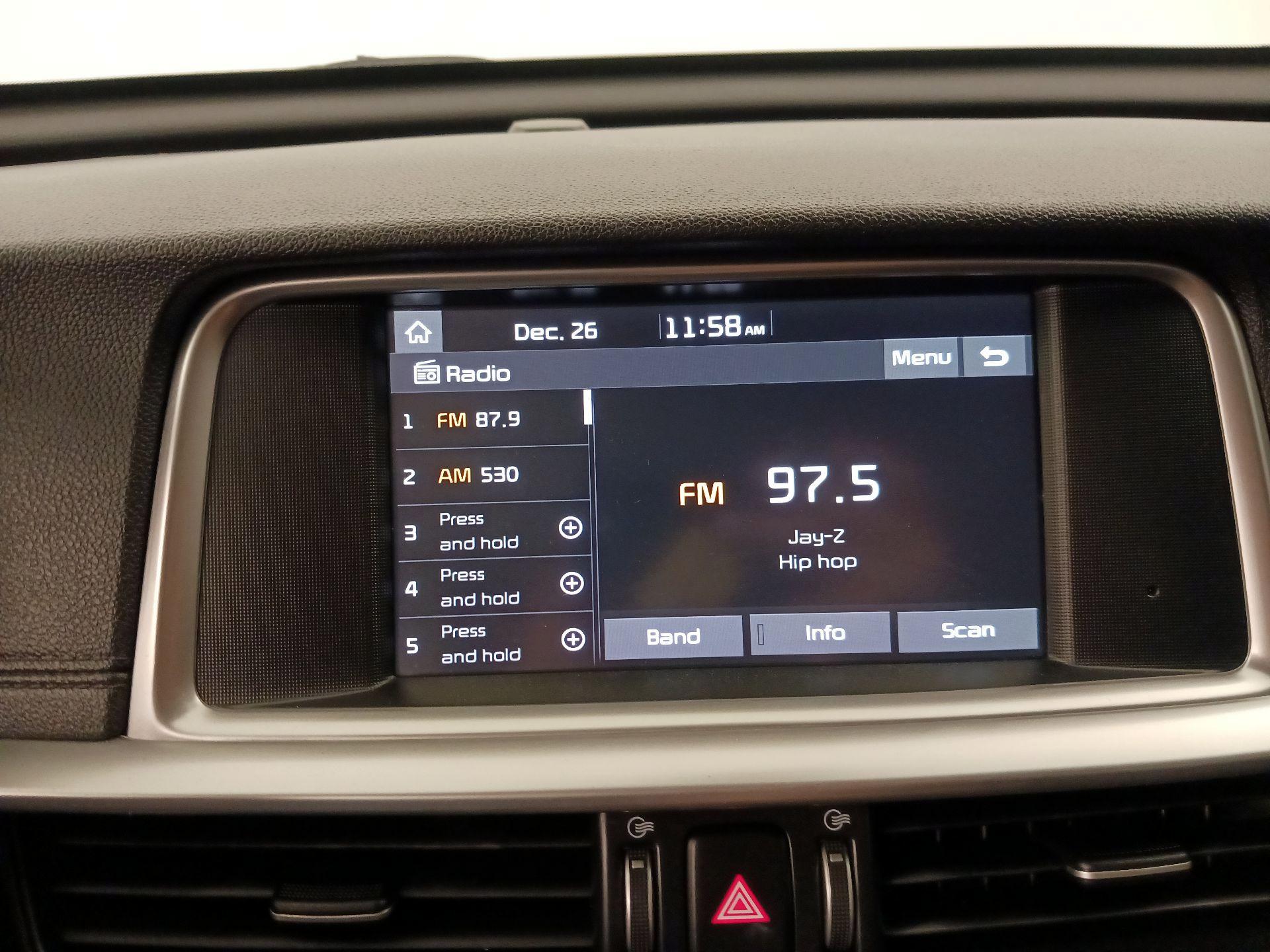 Thumbnail: 2020 Kia Optima - 15