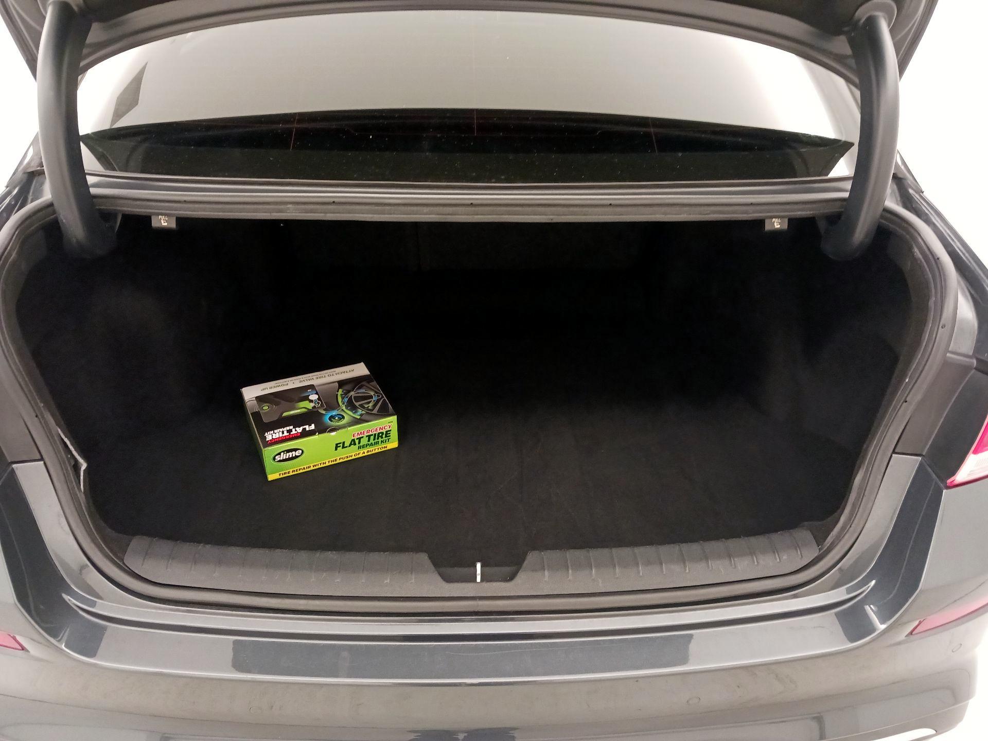 Thumbnail: 2020 Kia Optima - 20