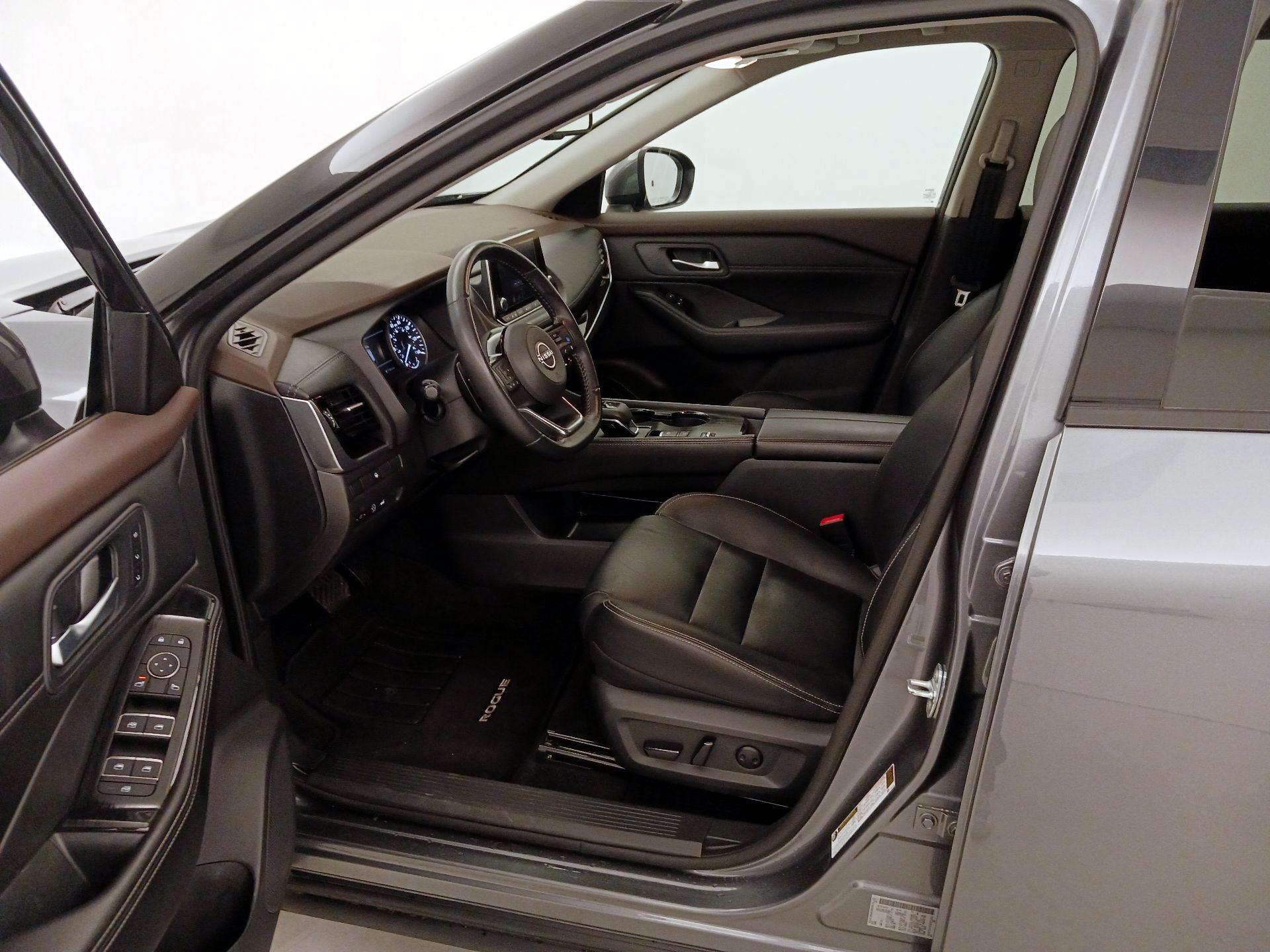 Thumbnail: 2023 Nissan Rogue - 11