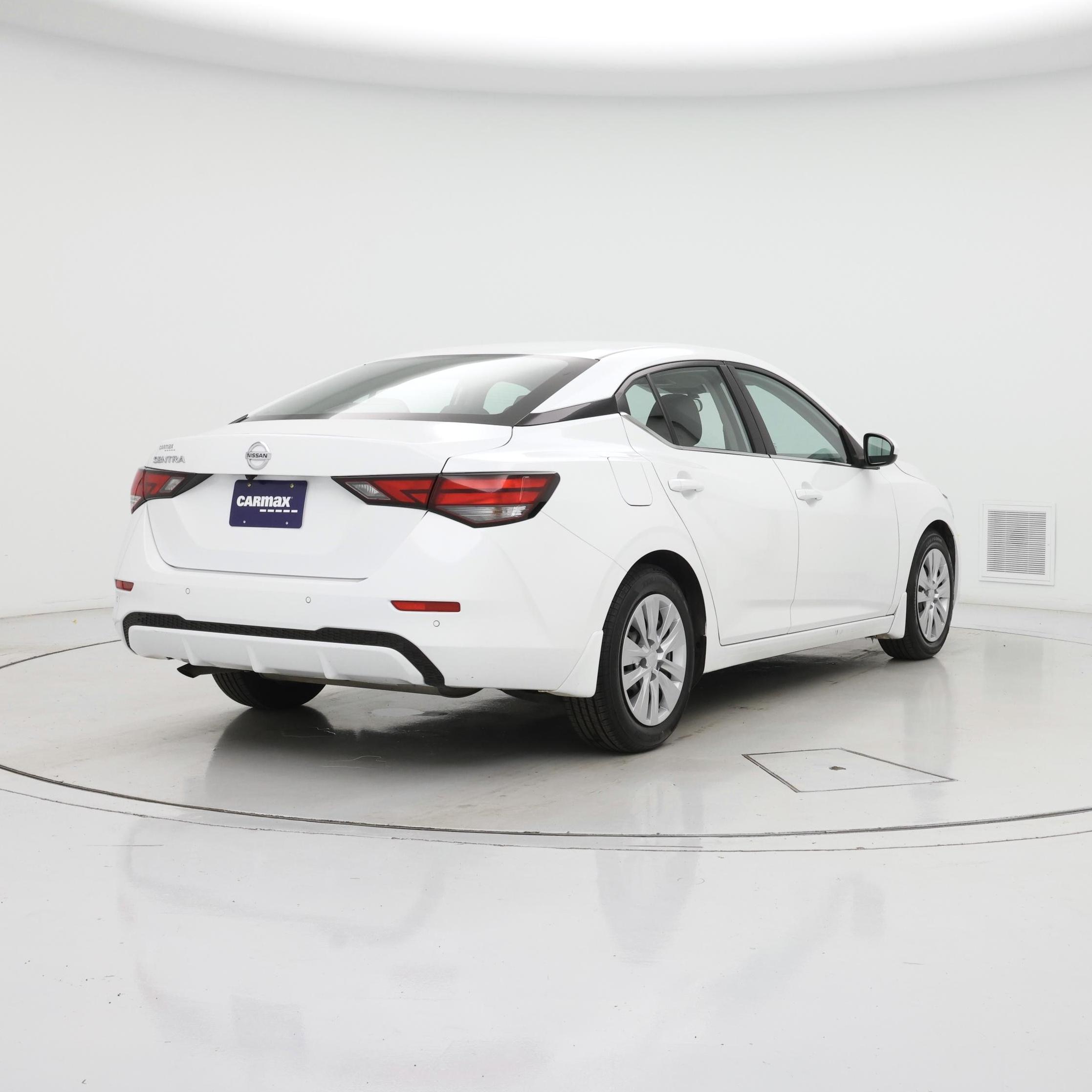 Thumbnail: 2023 Nissan Sentra - 8