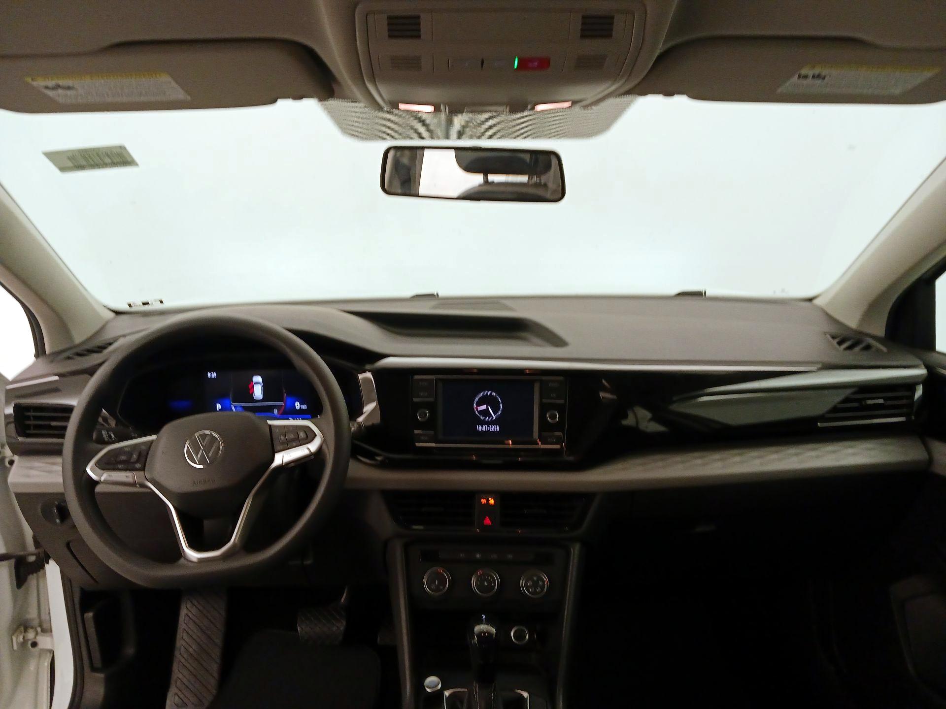 Thumbnail: 2022 Volkswagen Taos - 9