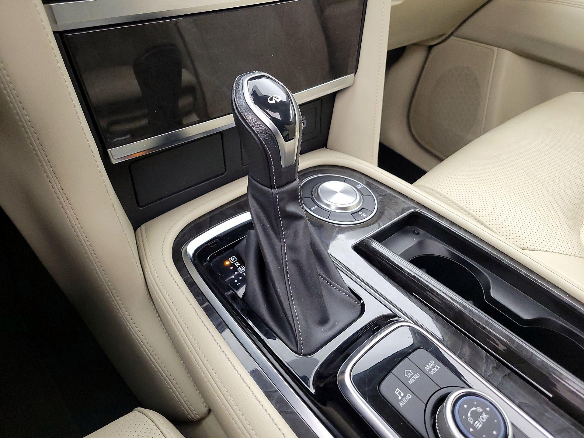 Thumbnail: 2023 INFINITI QX80 - 18