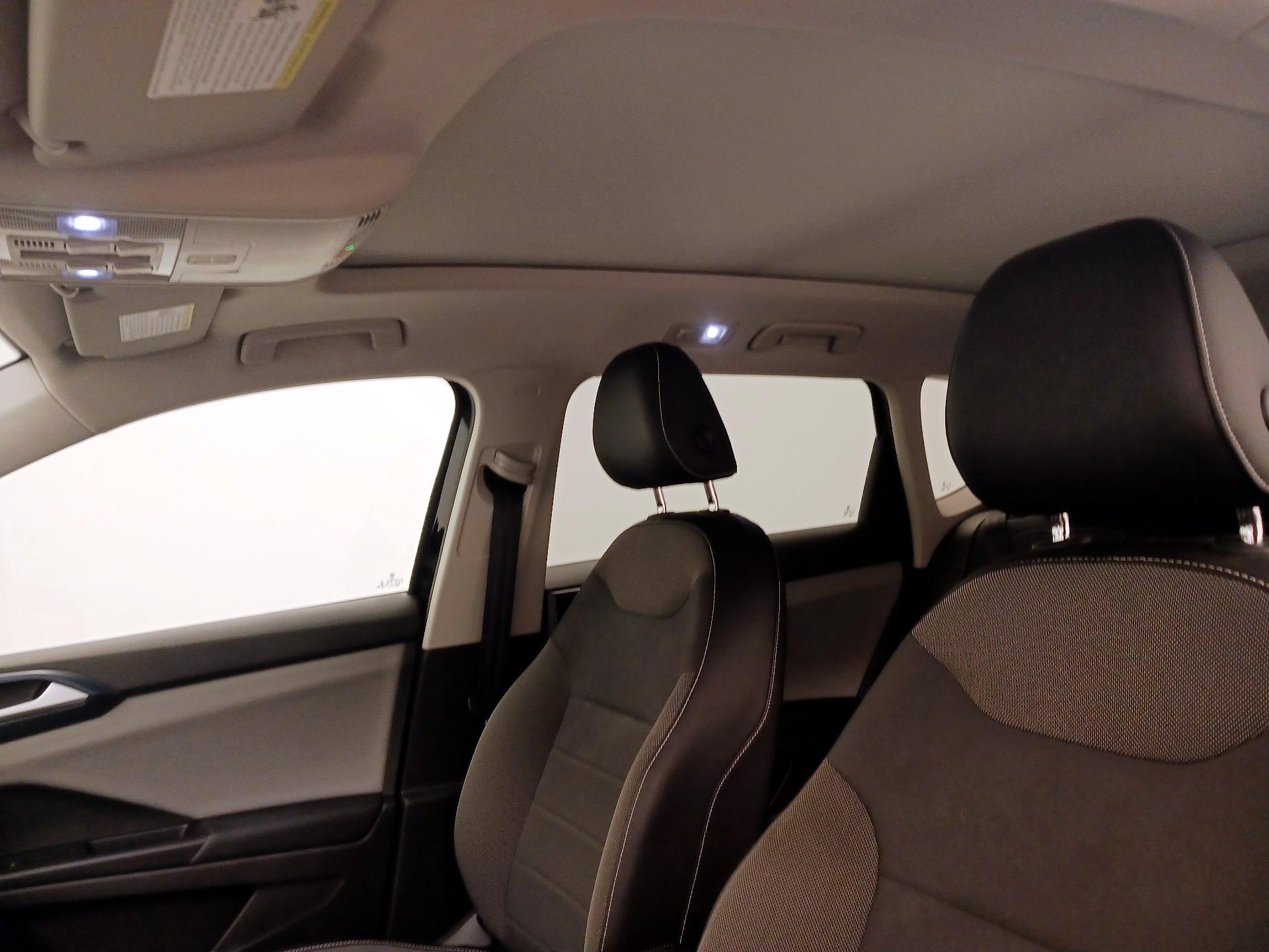 Thumbnail: 2022 Volkswagen Taos - 19