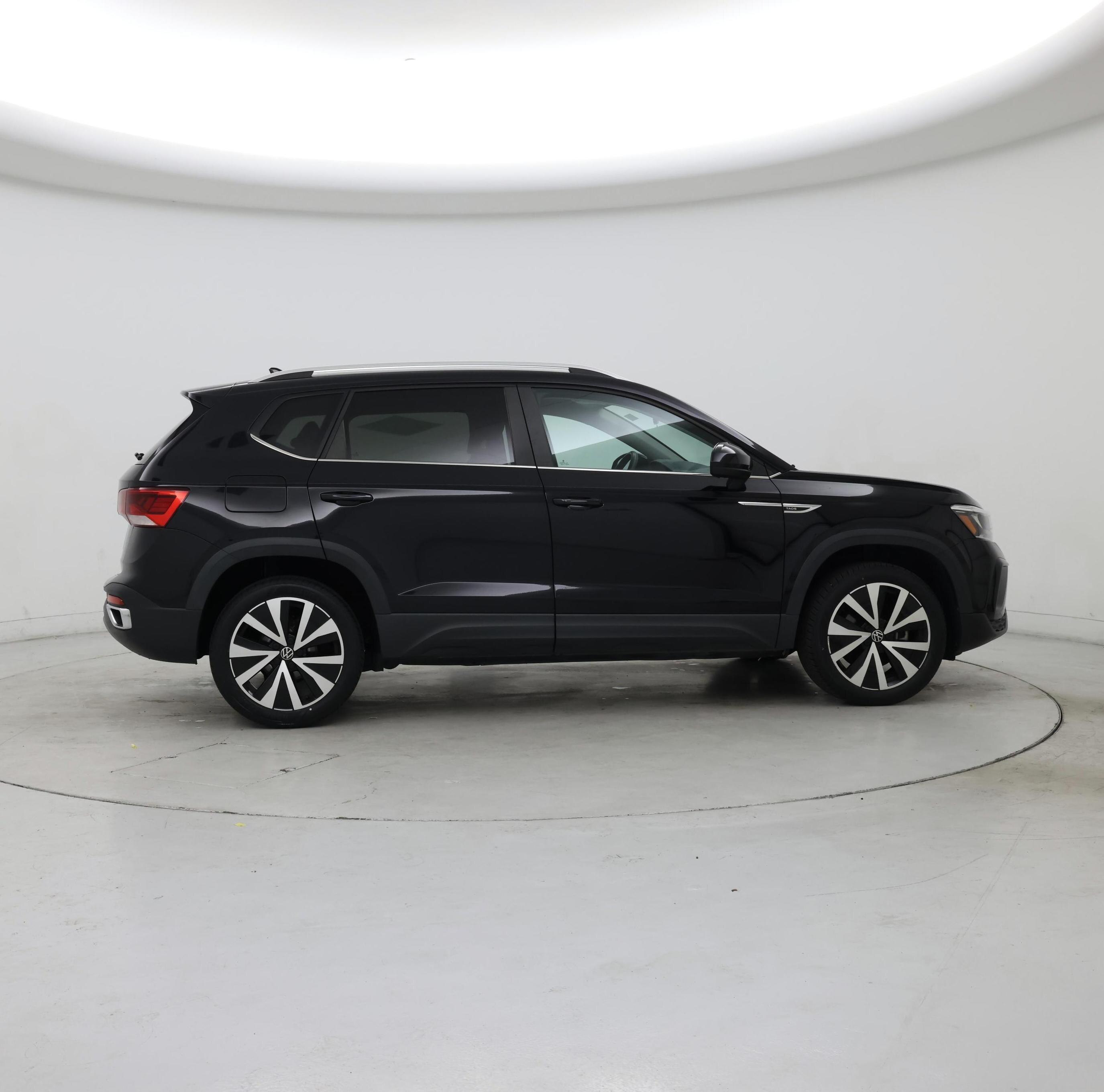 Thumbnail: 2022 Volkswagen Taos - 7