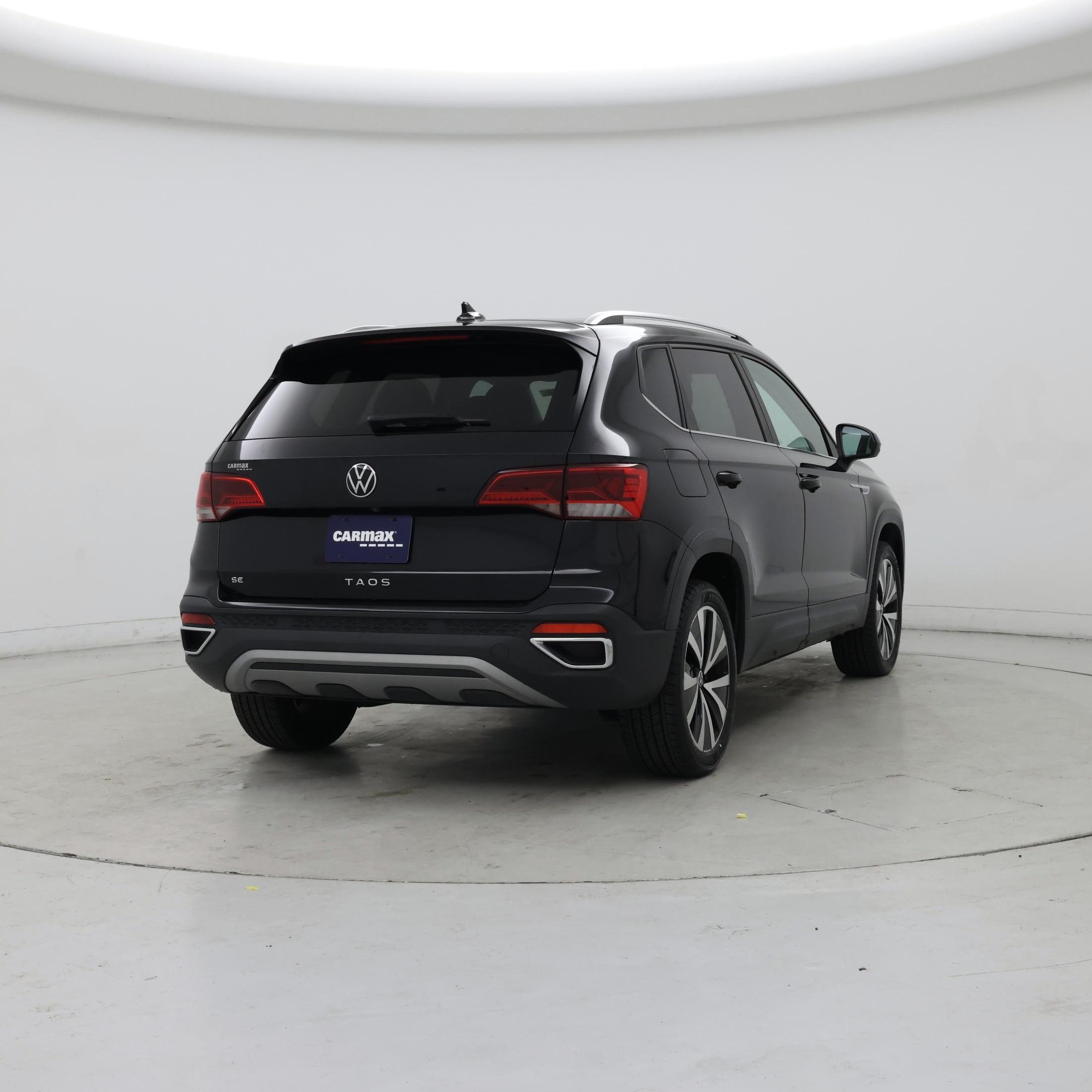 Thumbnail: 2022 Volkswagen Taos - 8