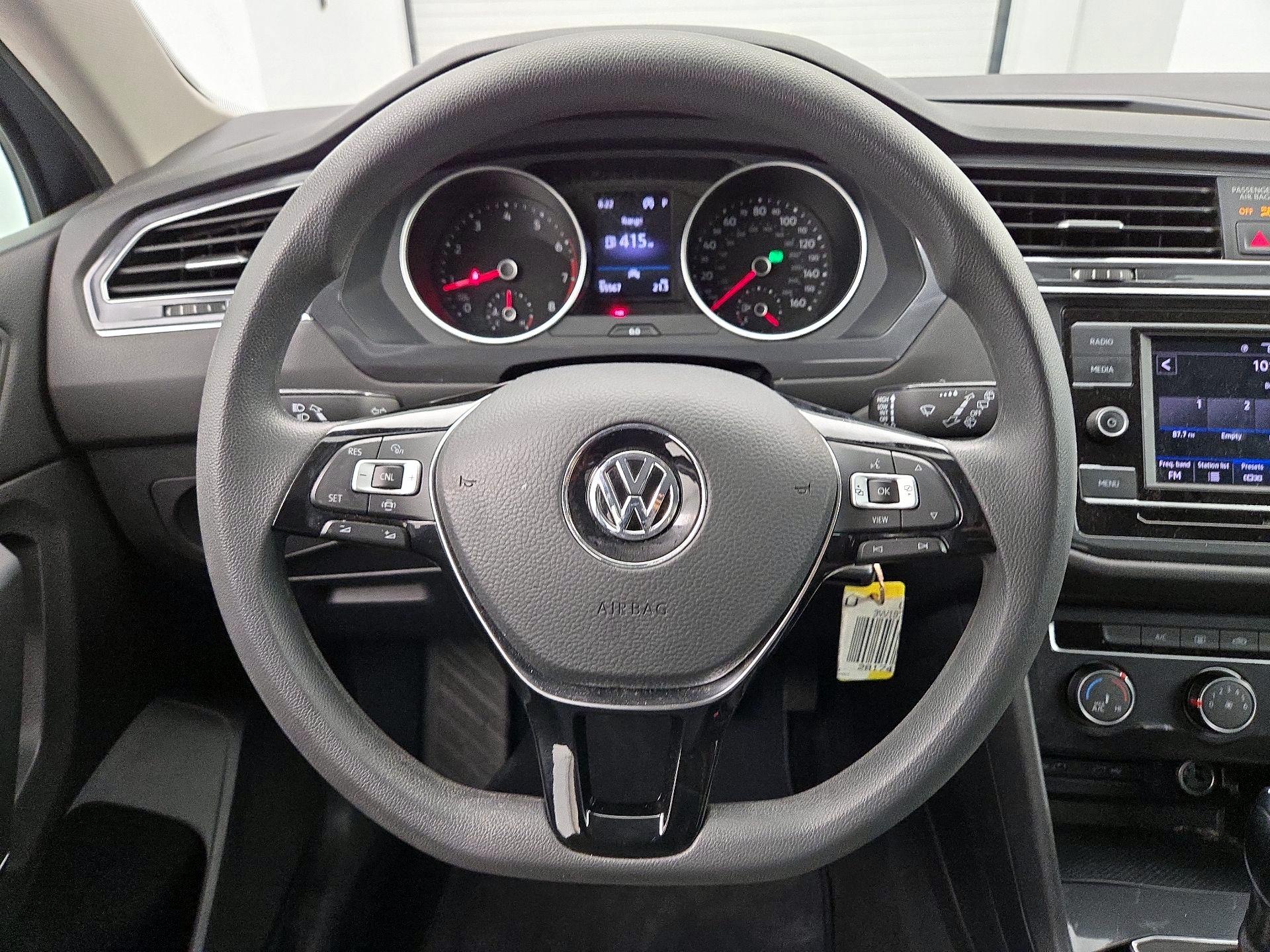 Thumbnail: 2020 Volkswagen Tiguan - 10