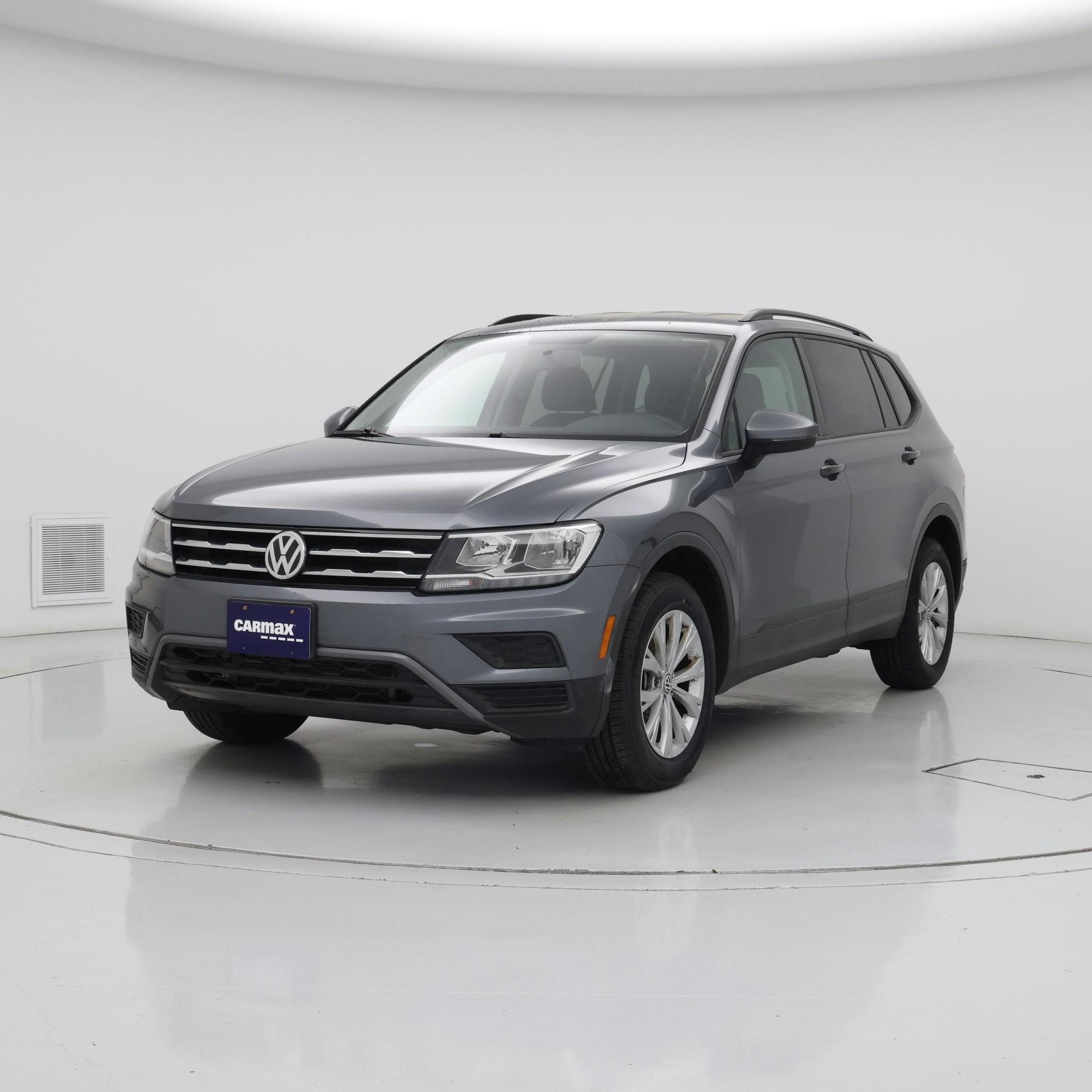 Thumbnail: 2020 Volkswagen Tiguan - 4
