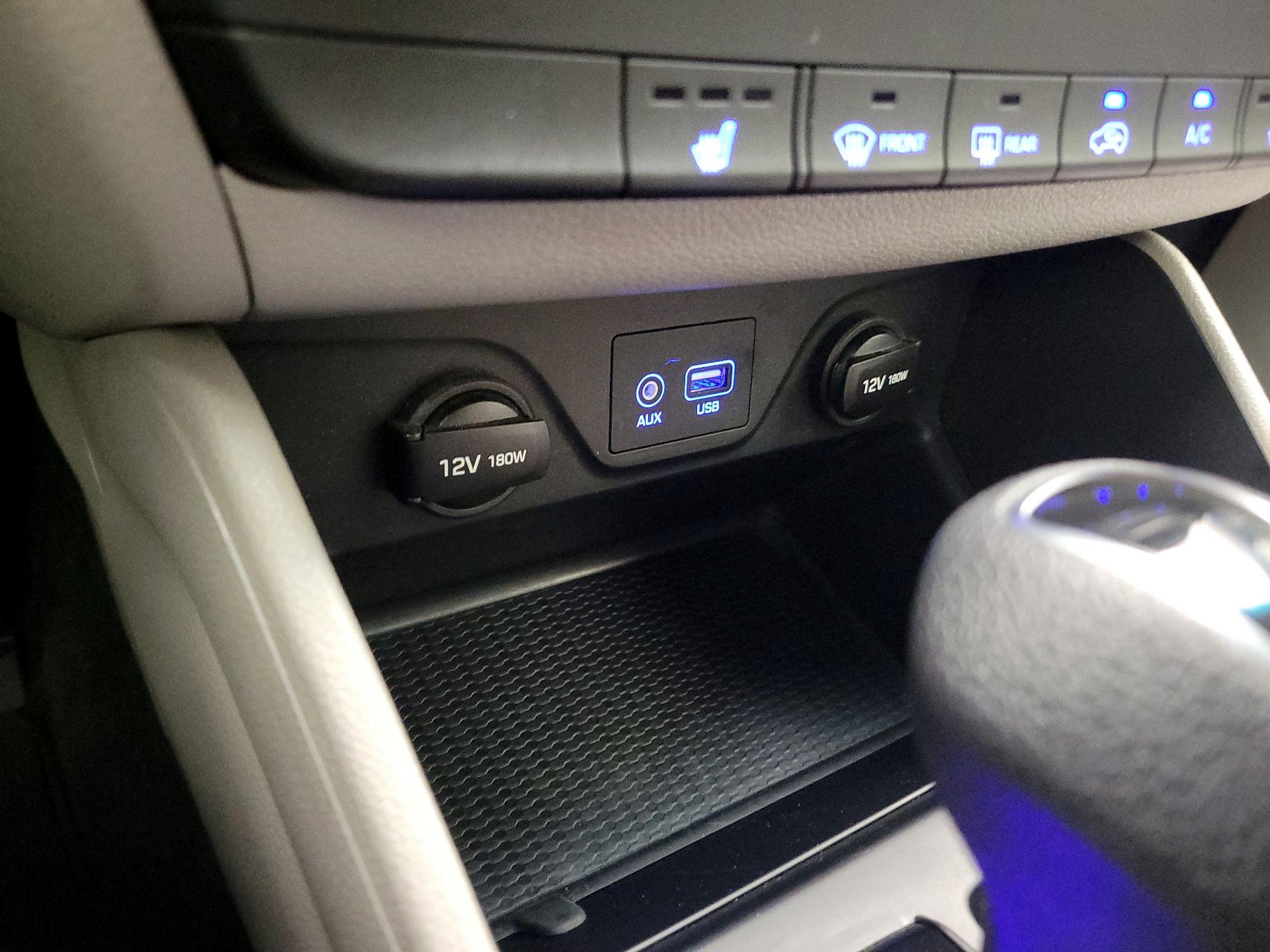 Thumbnail: 2020 Hyundai Tucson - 18