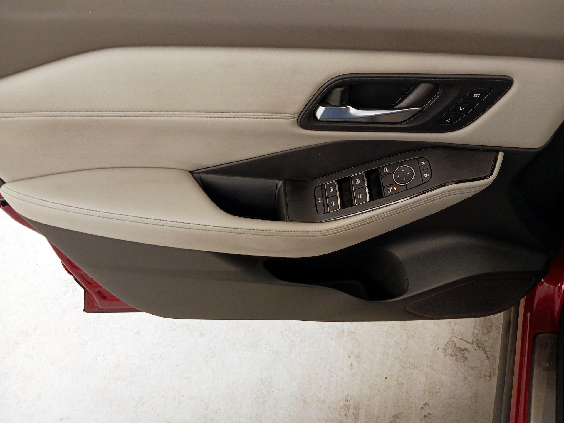 Thumbnail: 2023 Nissan Rogue - 12