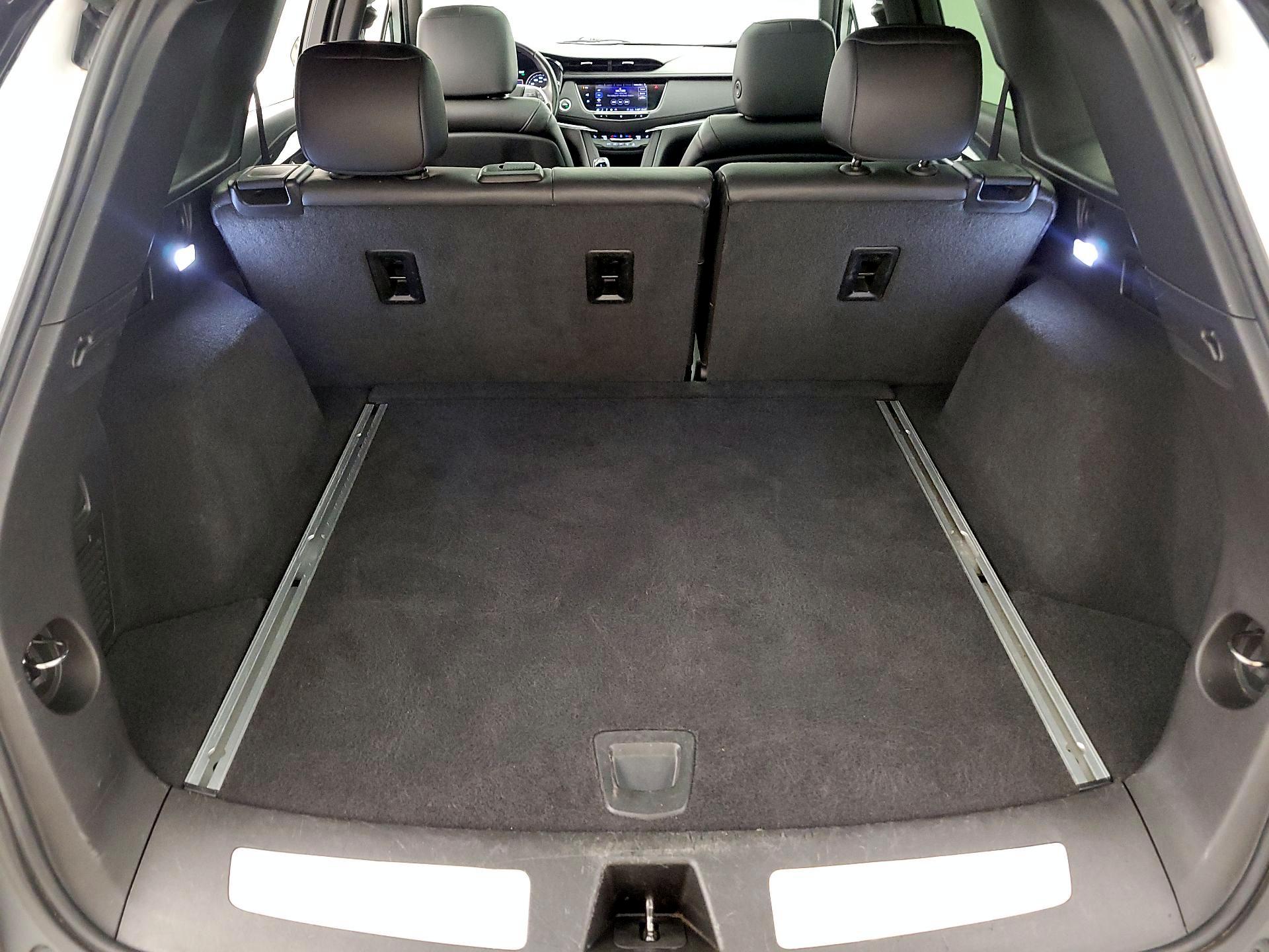 Thumbnail: 2020 Cadillac XT5 - 20