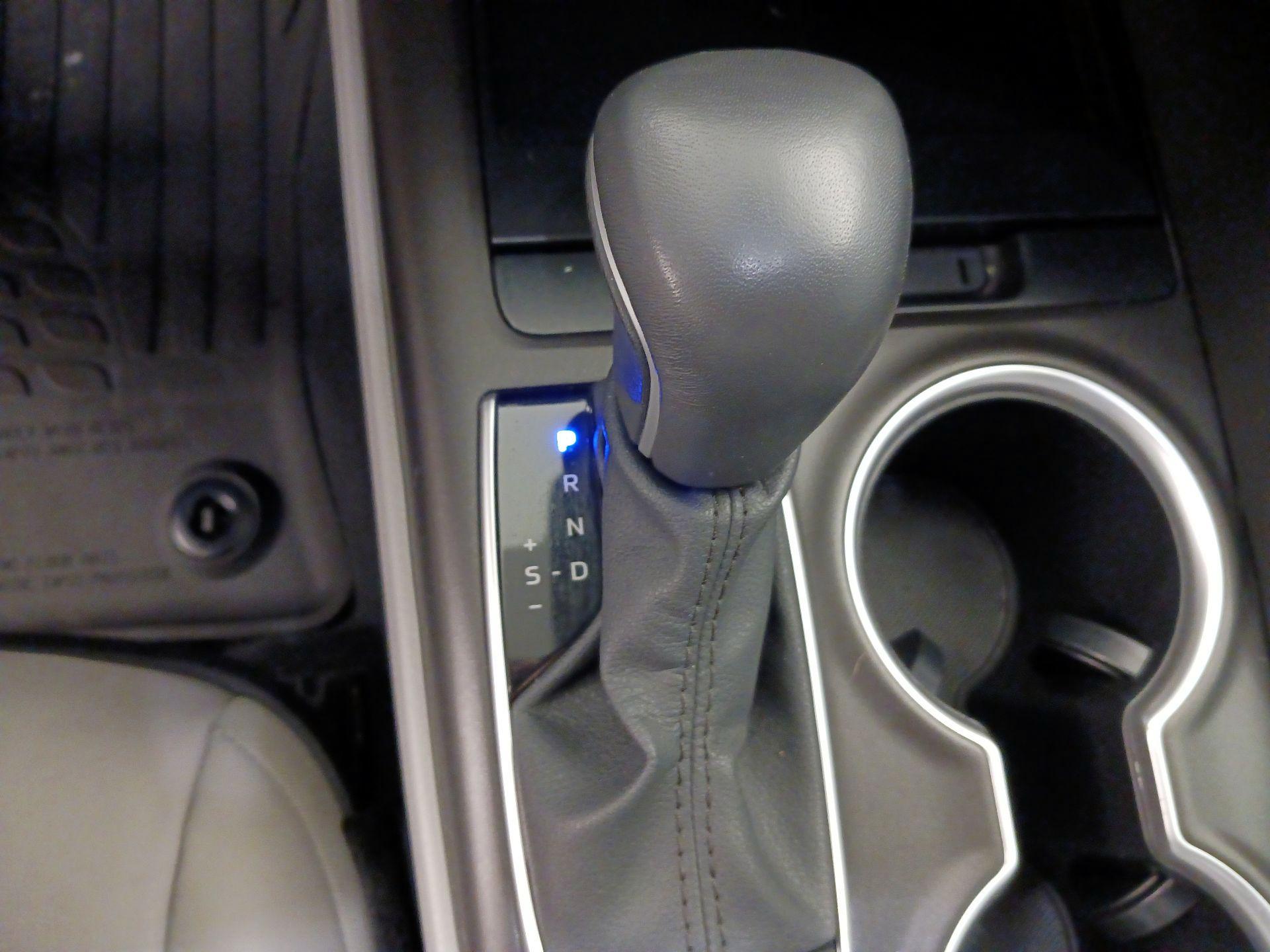 Thumbnail: 2024 Toyota Camry - 17