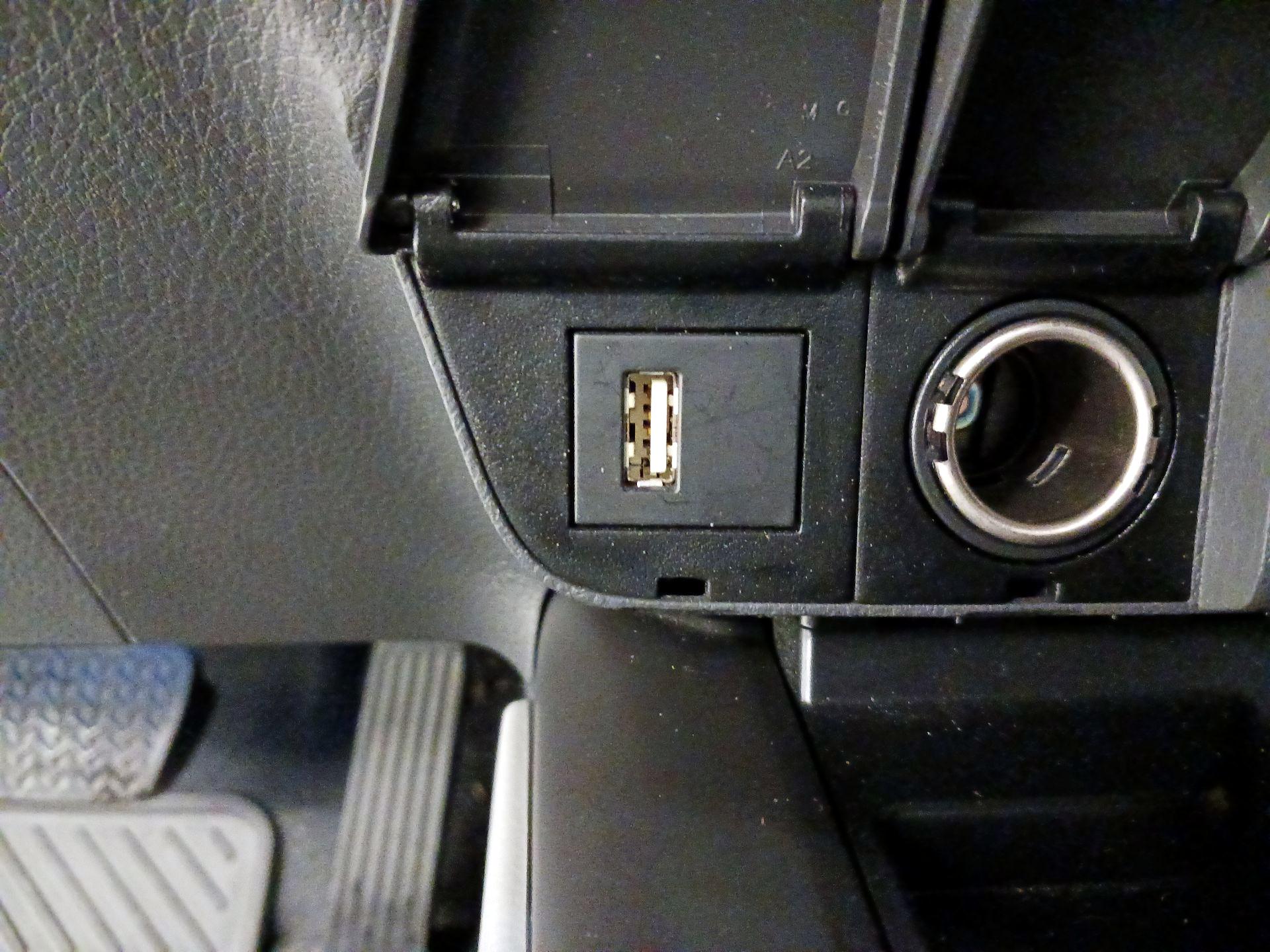 Thumbnail: 2024 Toyota Camry - 18