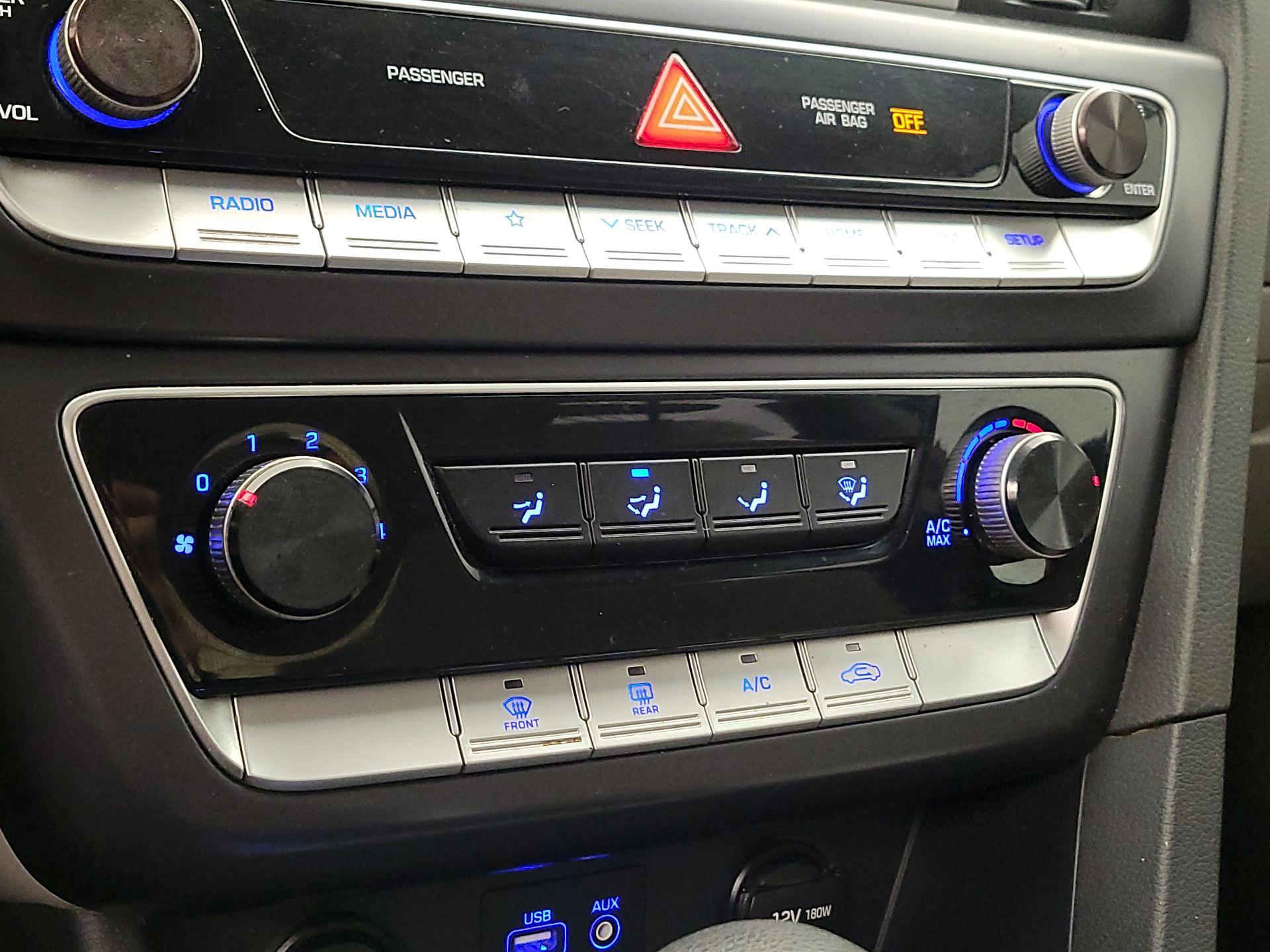 Thumbnail: 2018 Hyundai Sonata - 16