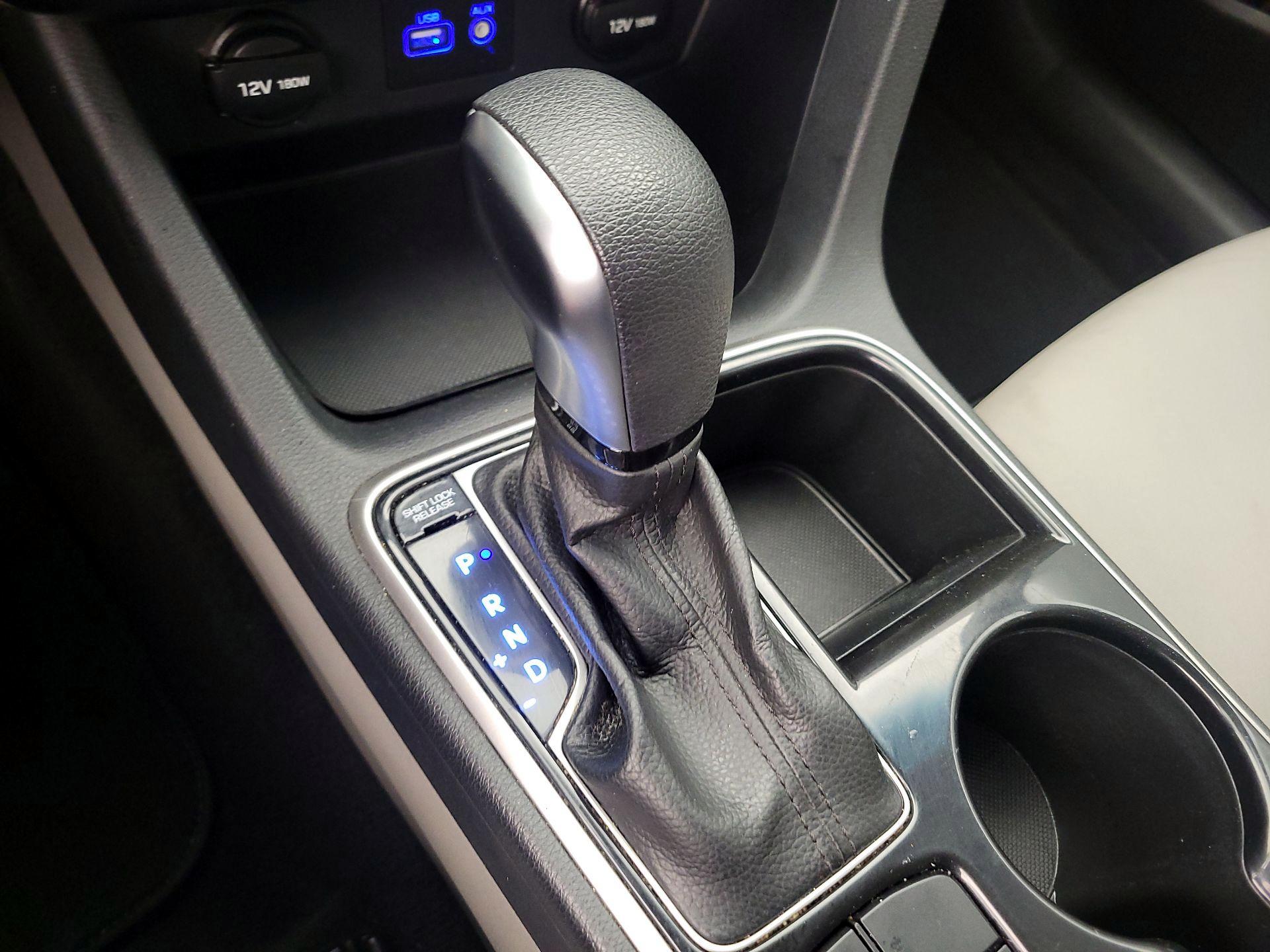 Thumbnail: 2018 Hyundai Sonata - 17