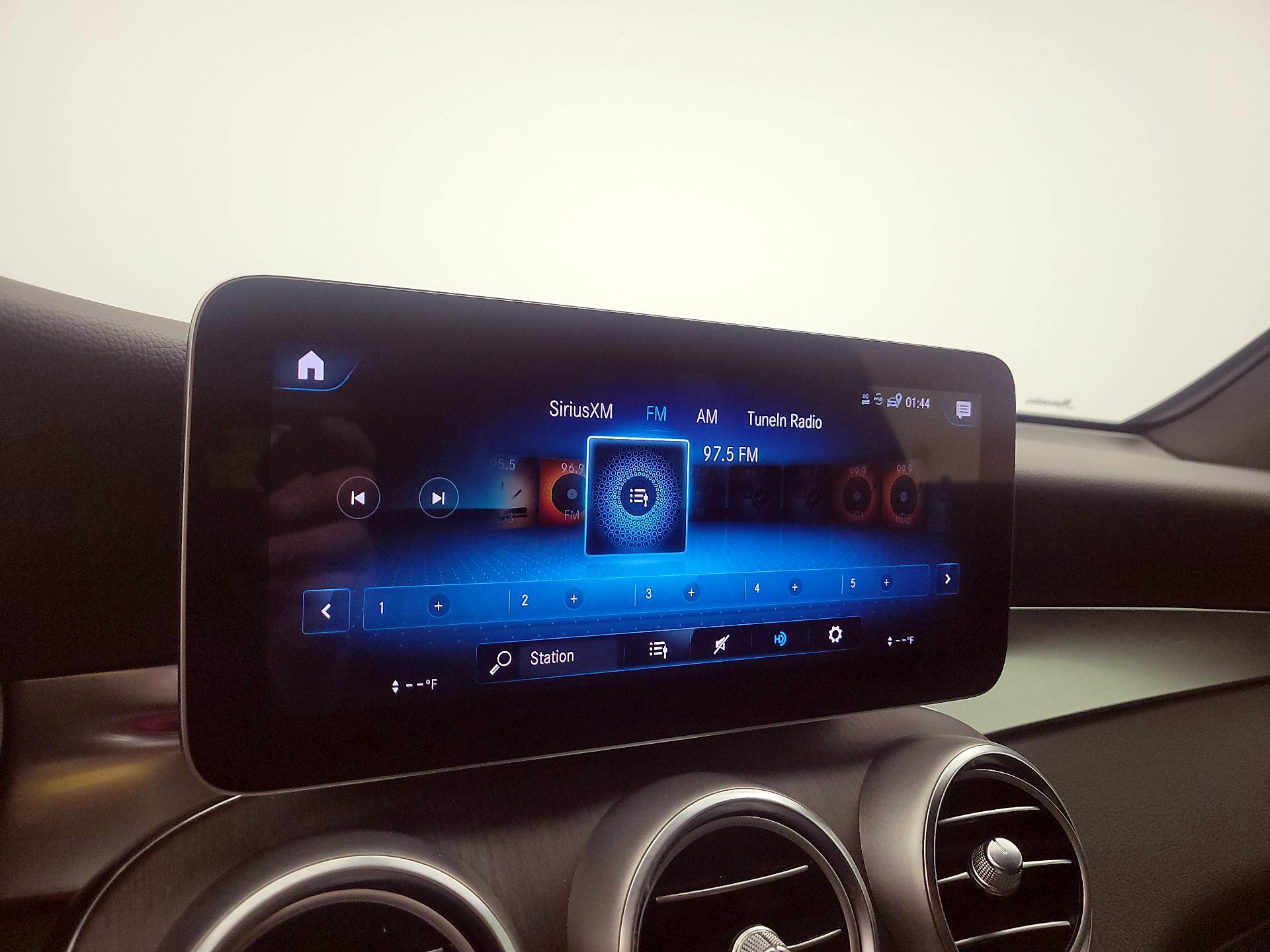 Thumbnail: 2020 Mercedes-Benz GLC - 15