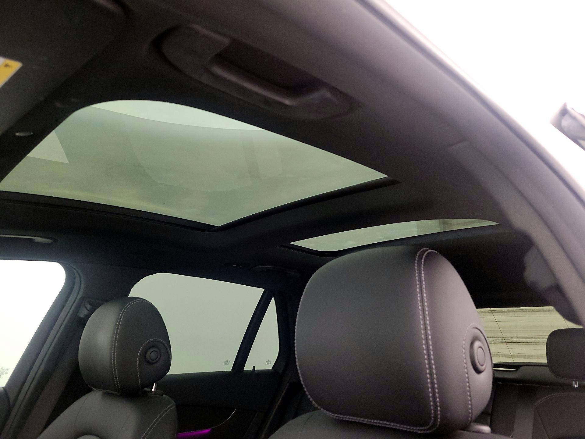 Thumbnail: 2020 Mercedes-Benz GLC - 19