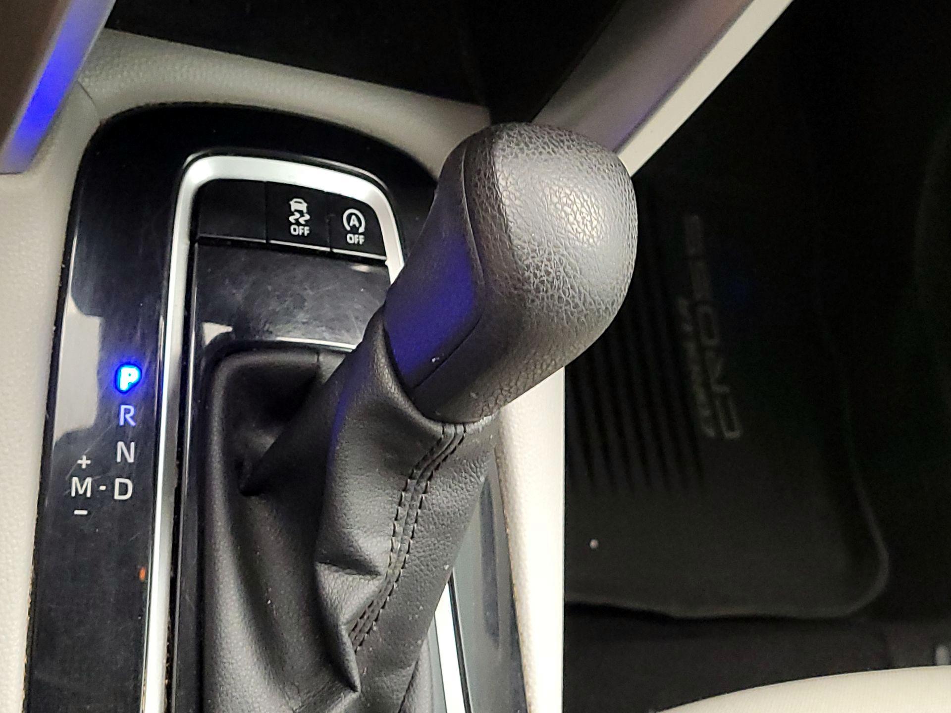 Thumbnail: 2023 Toyota Corolla Cross - 18