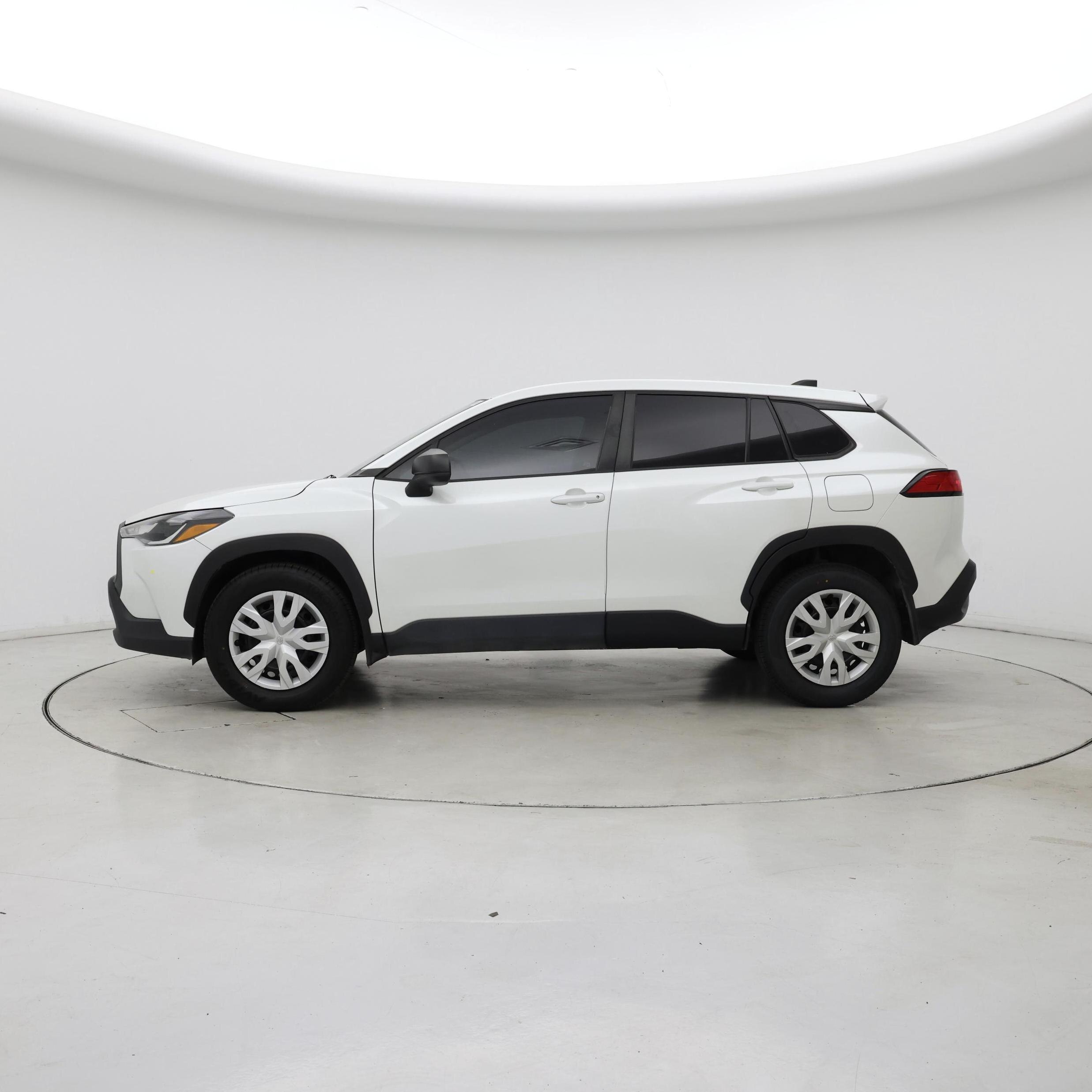 Thumbnail: 2023 Toyota Corolla Cross - 3