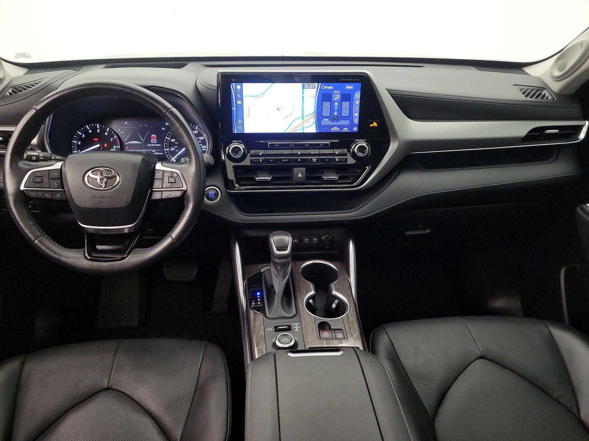 Thumbnail: 2021 Toyota Highlander - 9