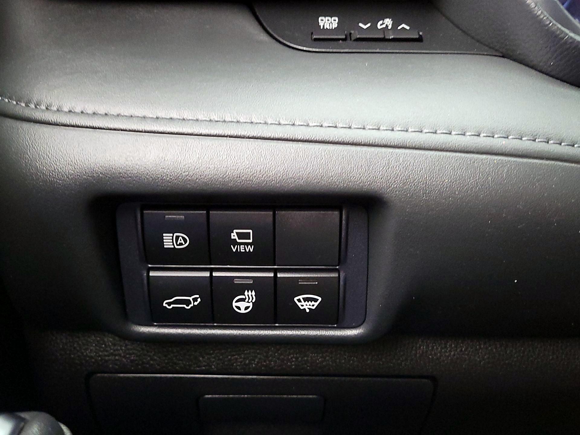 Thumbnail: 2021 Toyota Highlander - 13