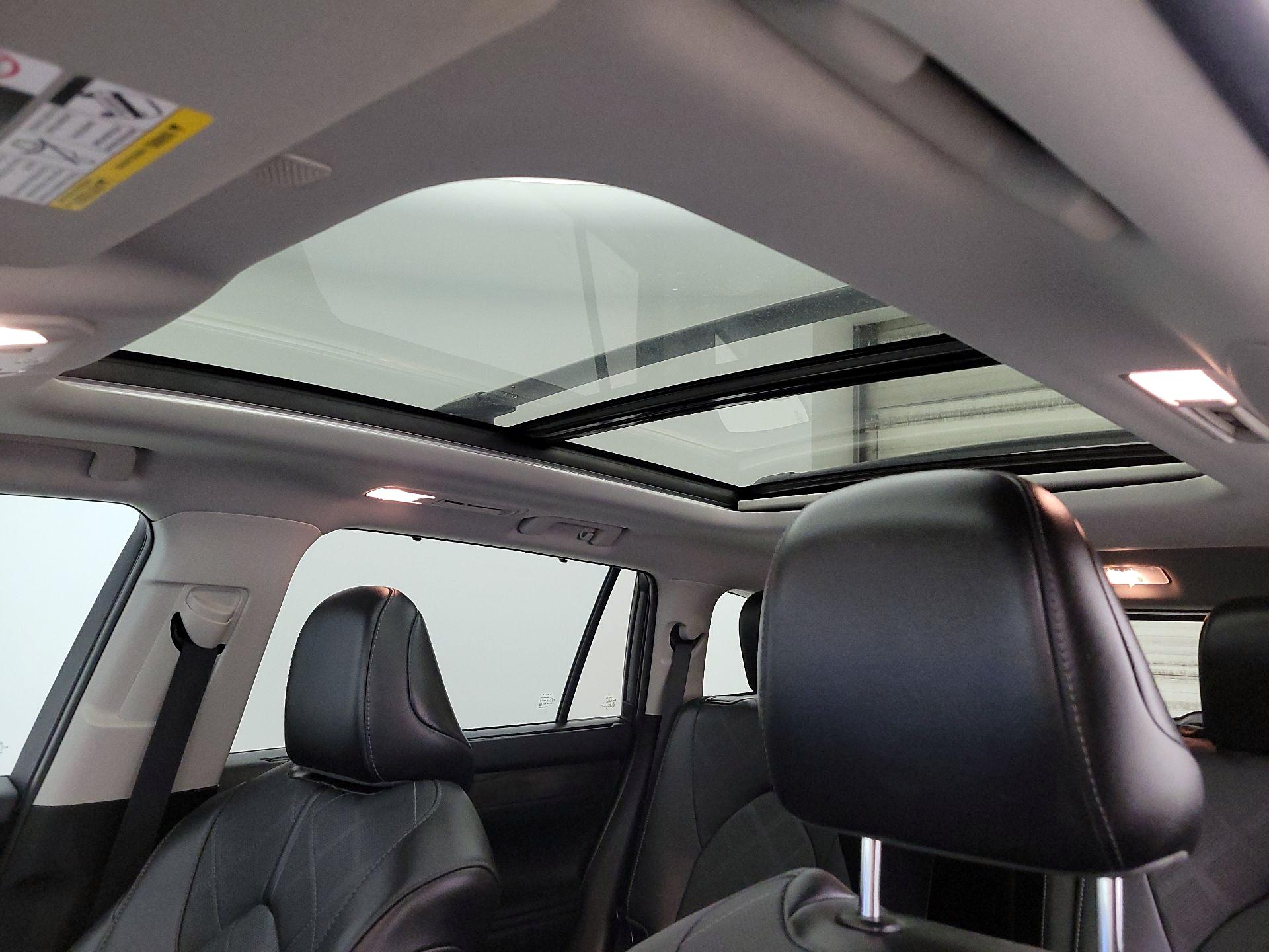 Thumbnail: 2021 Toyota Highlander - 20