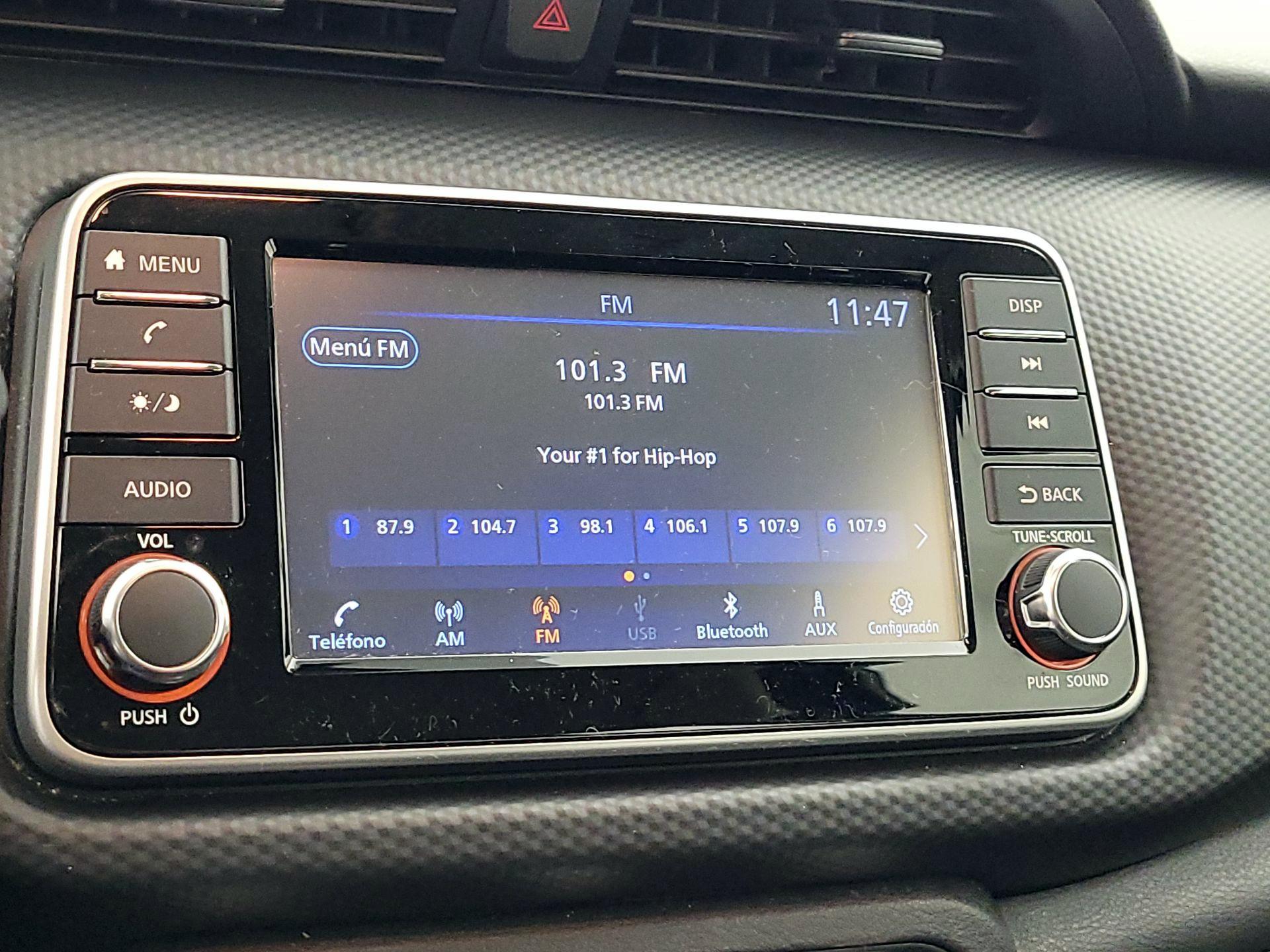 Thumbnail: 2021 Nissan Kicks - 15