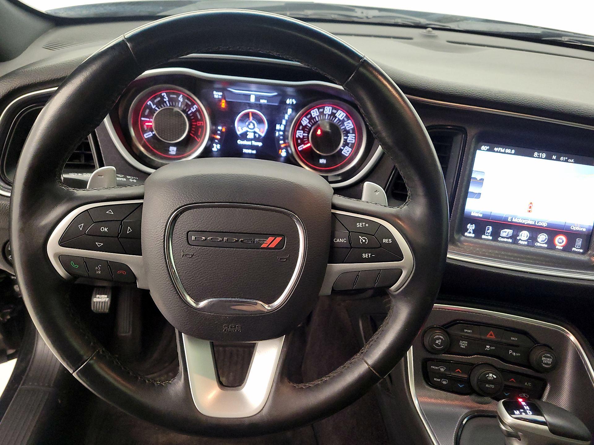 Thumbnail: 2016 Dodge Challenger - 10