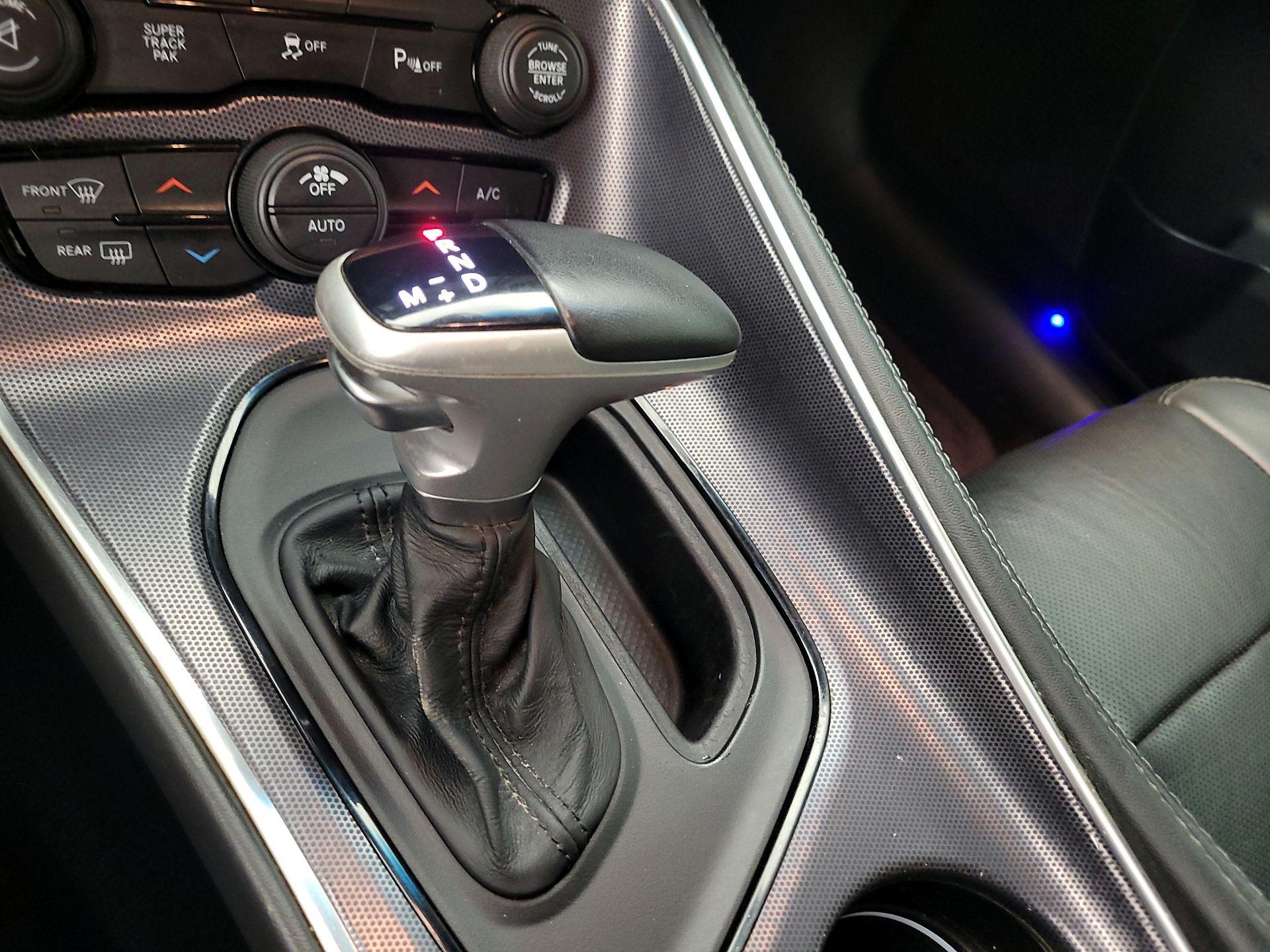 Thumbnail: 2016 Dodge Challenger - 18