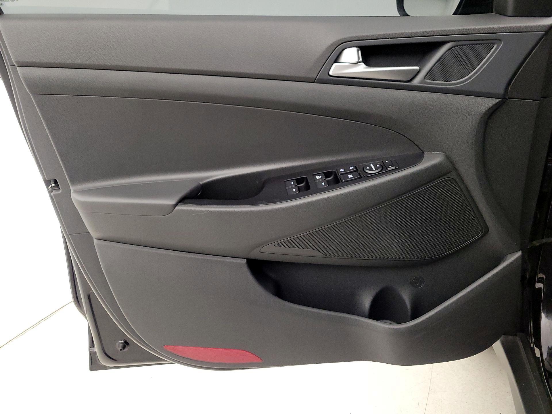 Thumbnail: 2021 Hyundai Tucson - 12