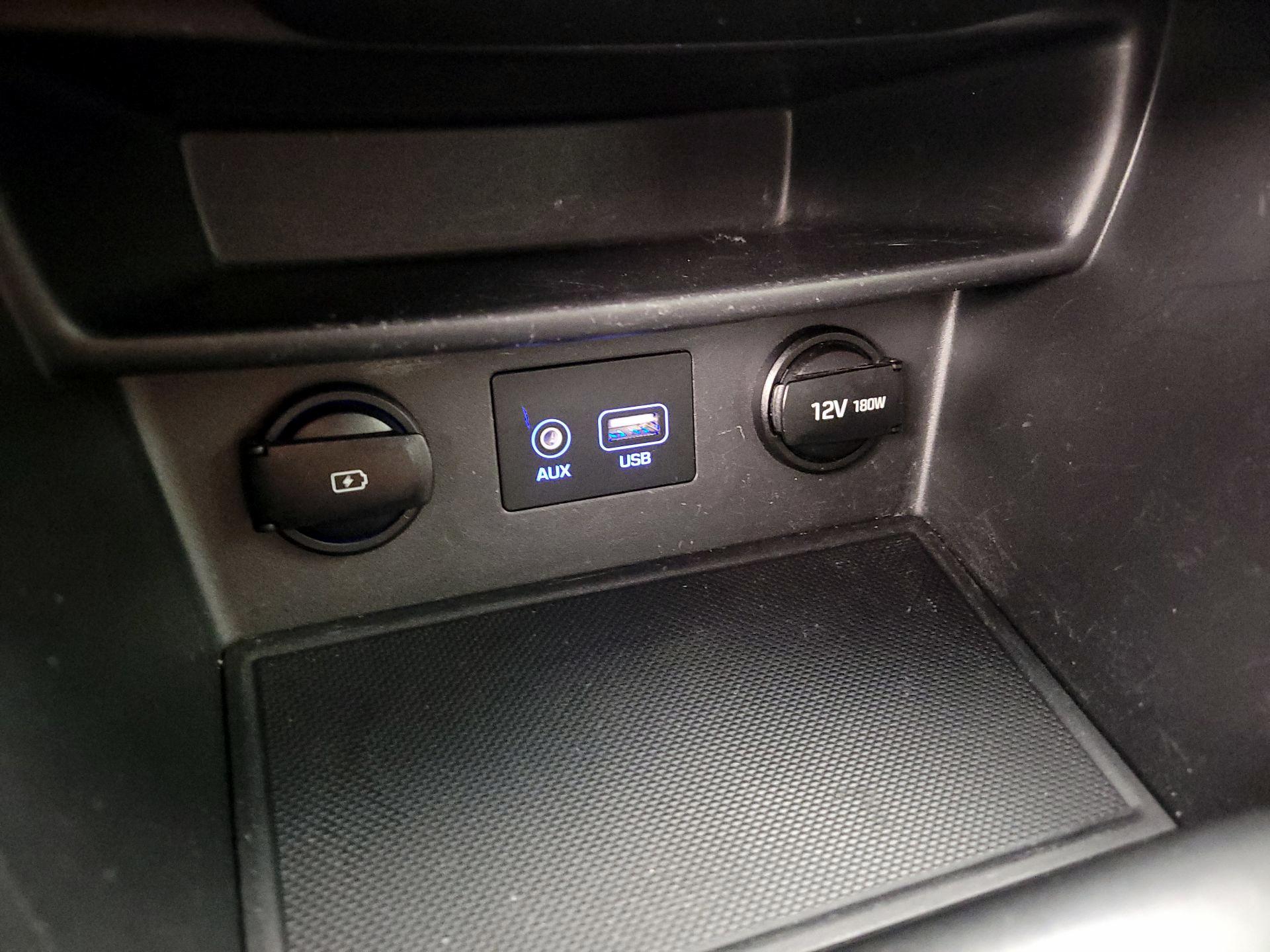 Thumbnail: 2019 Hyundai Kona - 18