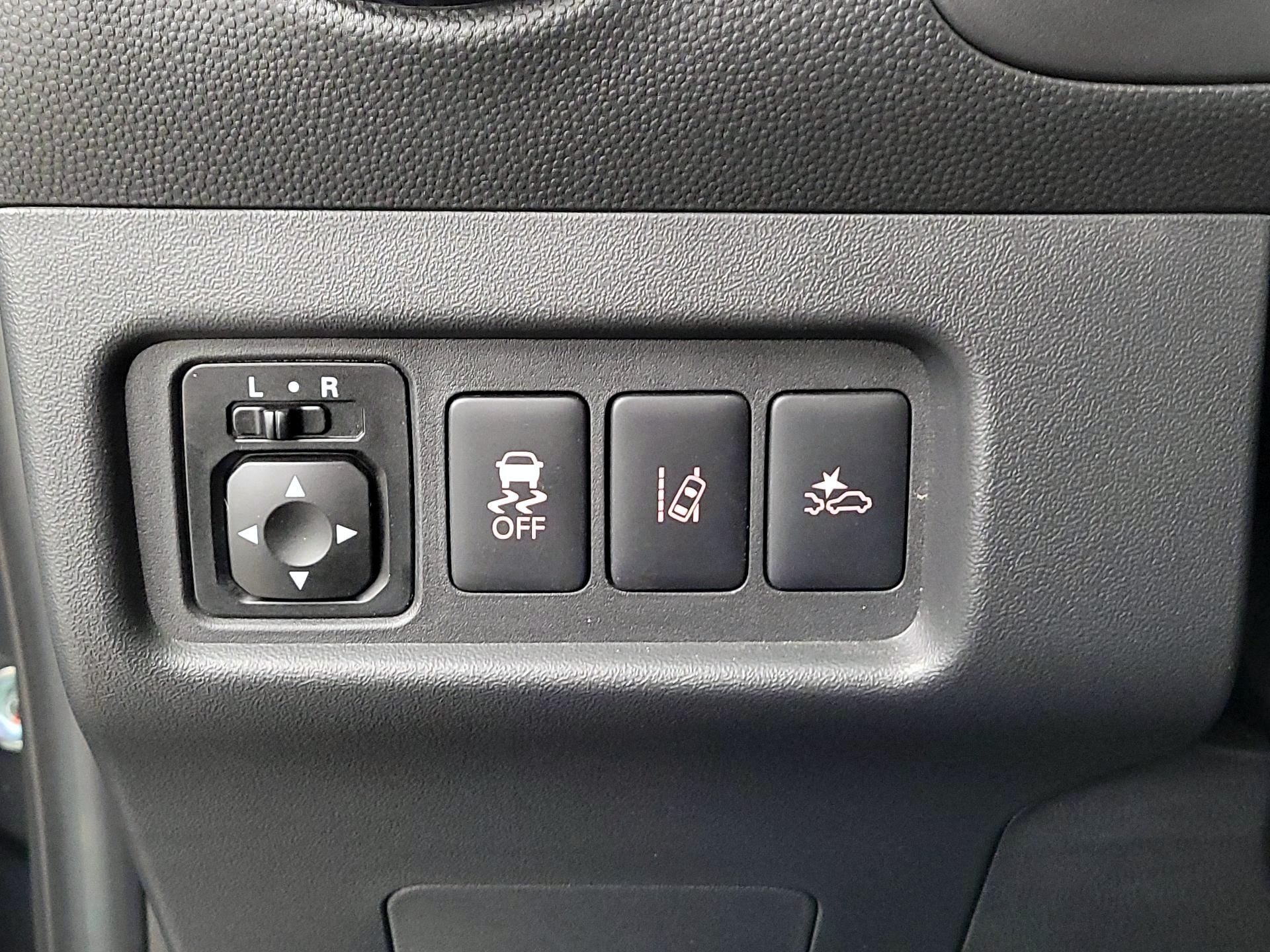 Thumbnail: 2024 Mitsubishi Mirage - 13