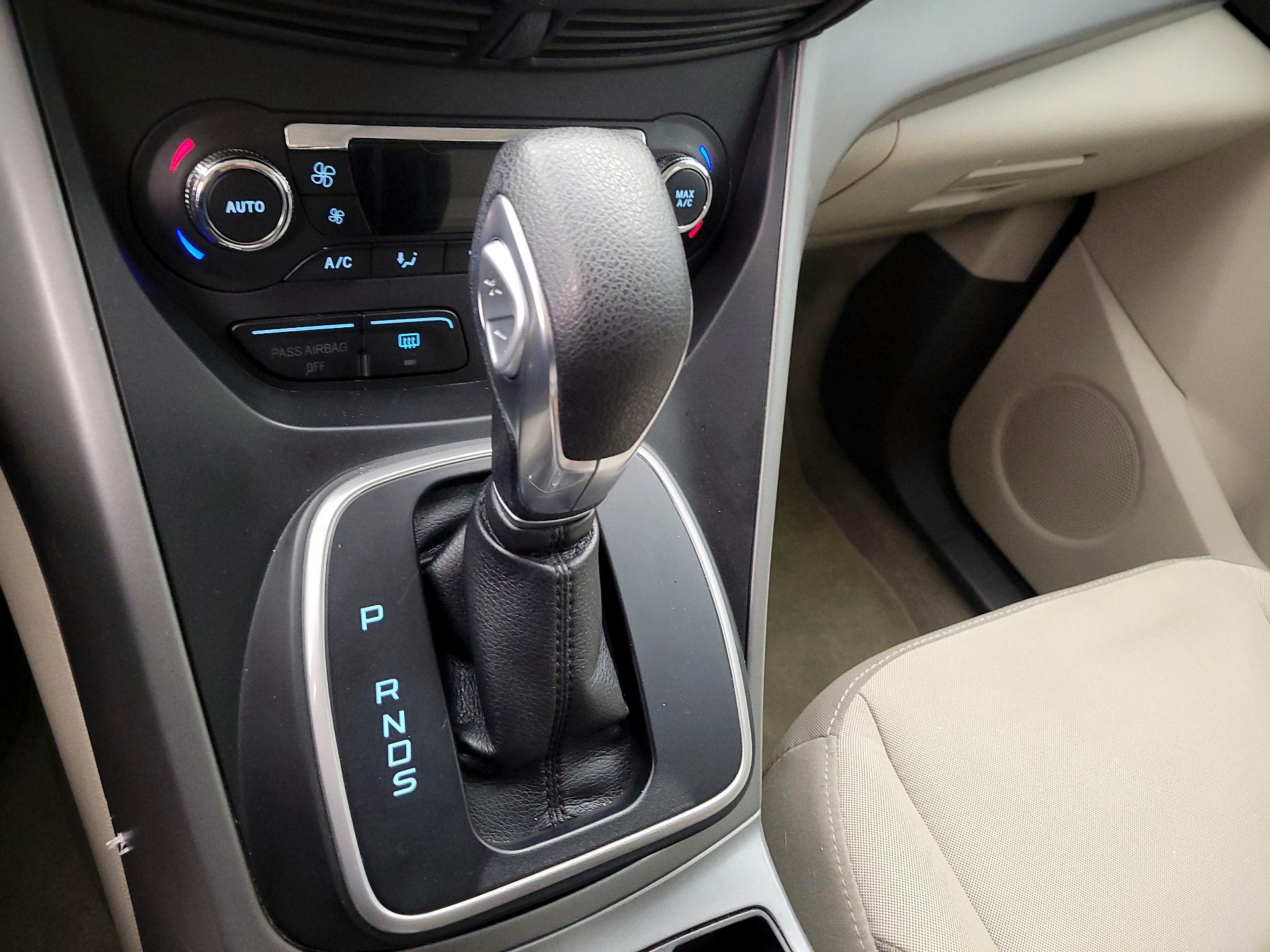 Thumbnail: 2014 Ford Escape - 17