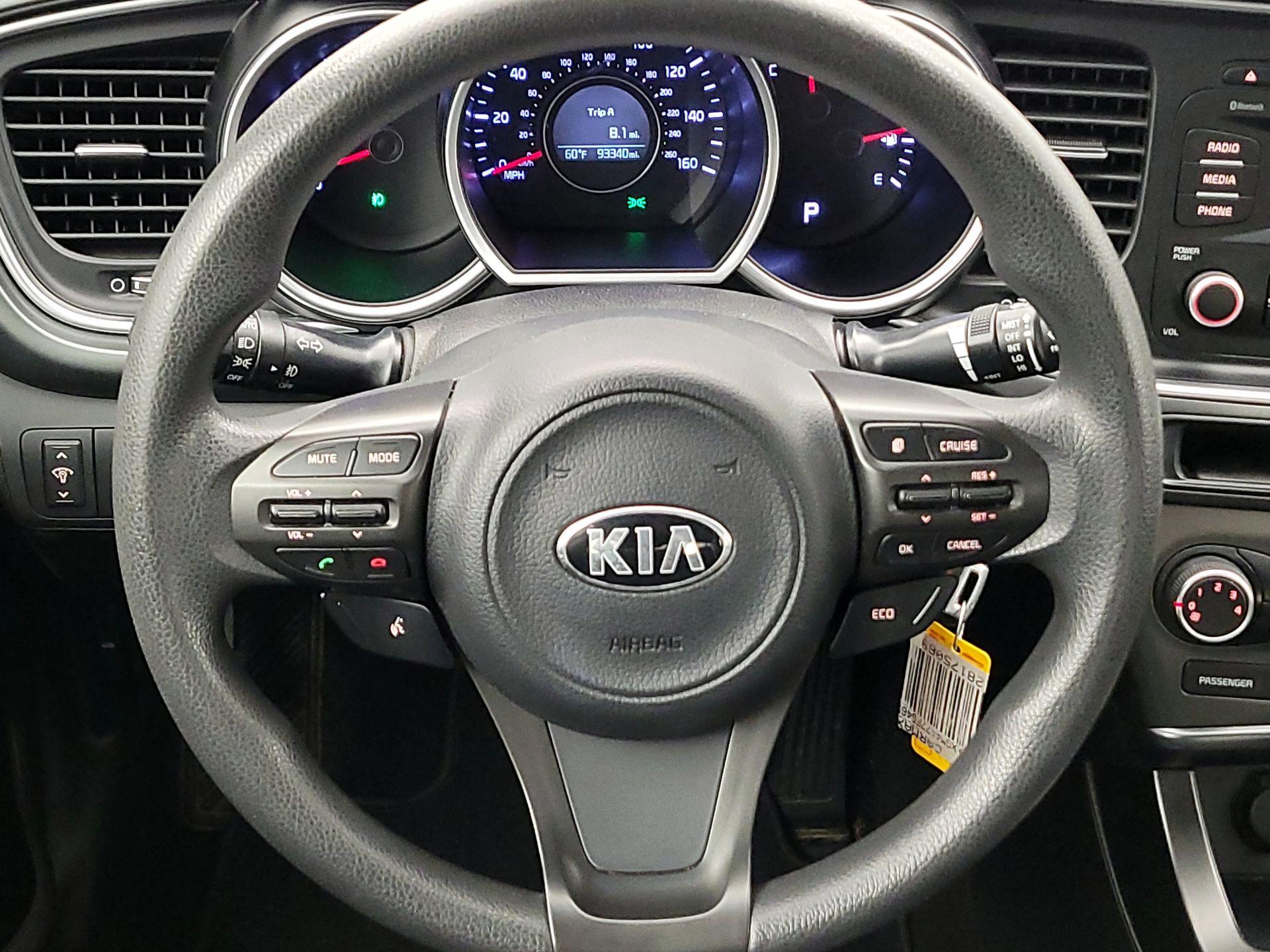 Thumbnail: 2015 Kia Optima - 10