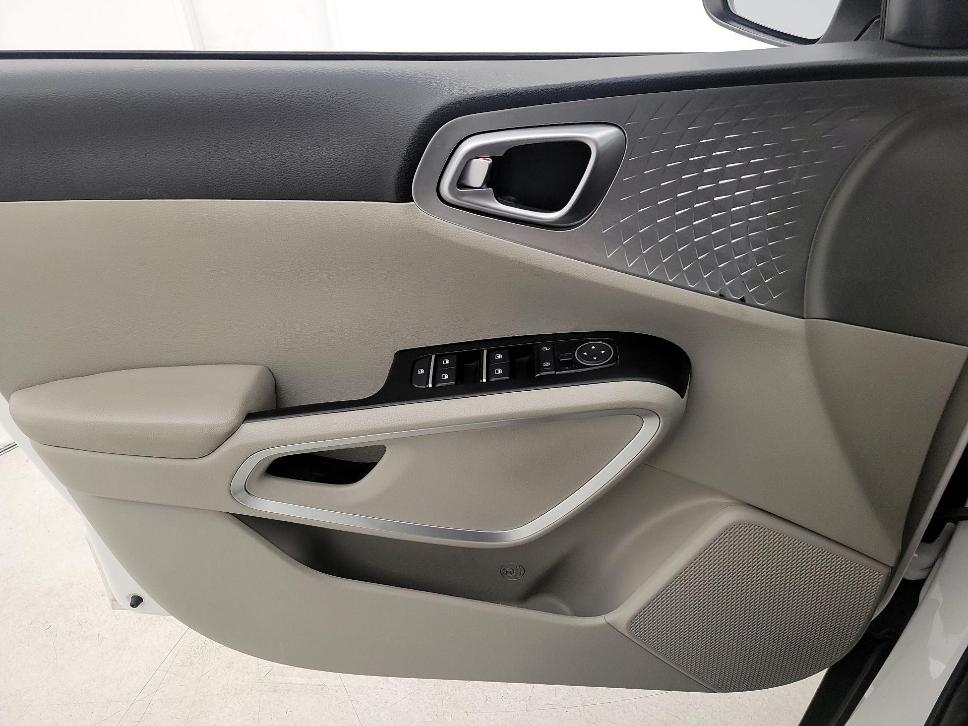 Thumbnail: 2024 Kia Soul - 12