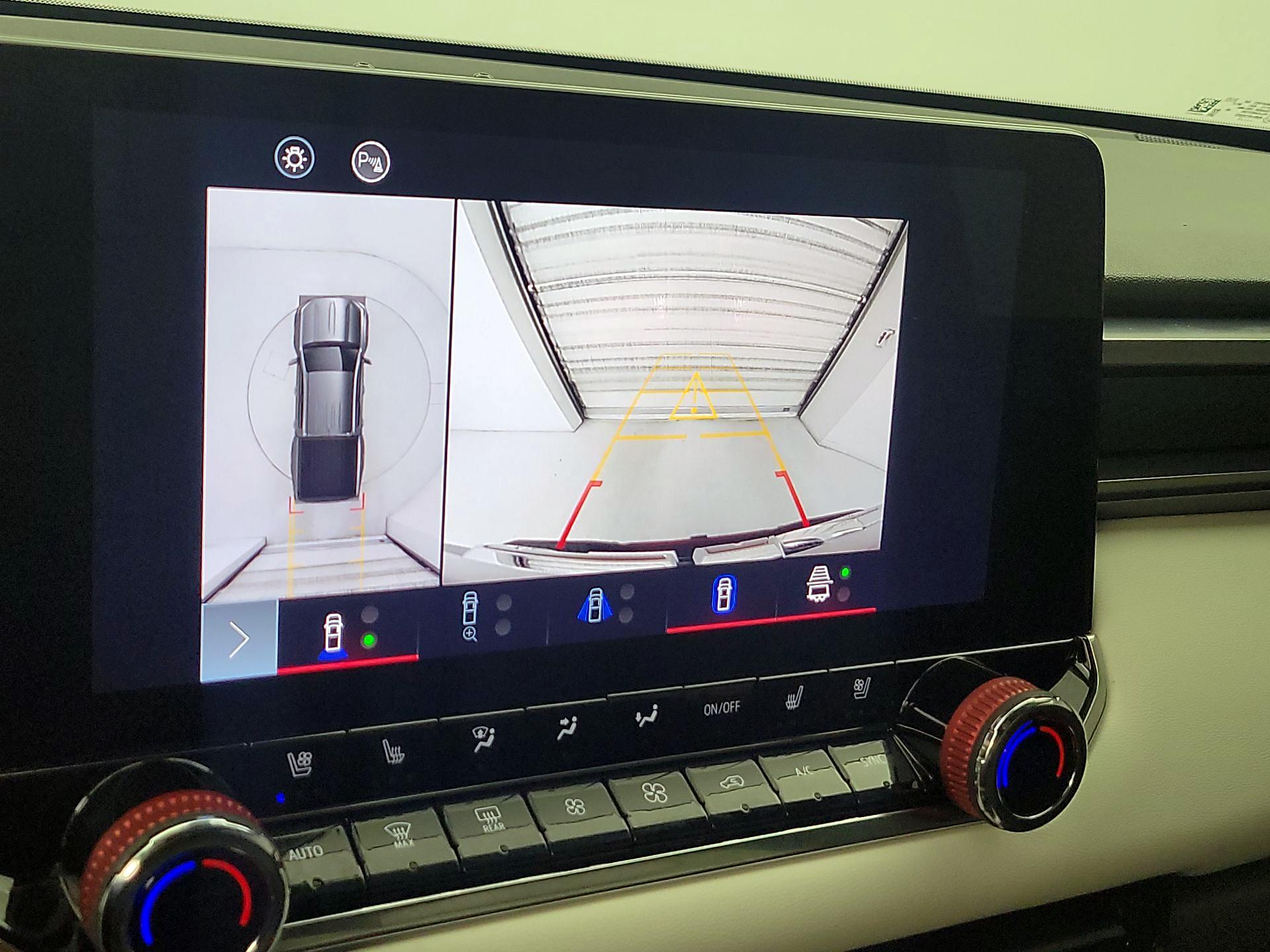 Thumbnail: 2023 GMC Canyon - 15