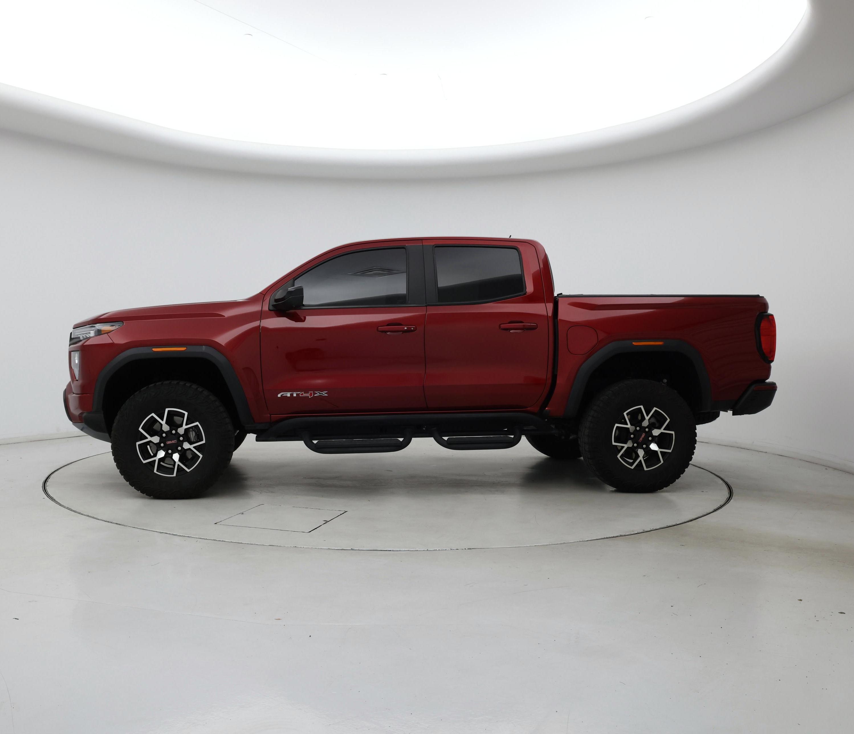 Thumbnail: 2023 GMC Canyon - 3