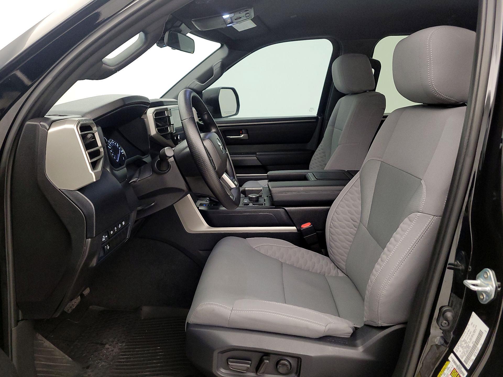 Thumbnail: 2025 Toyota Tundra - 11