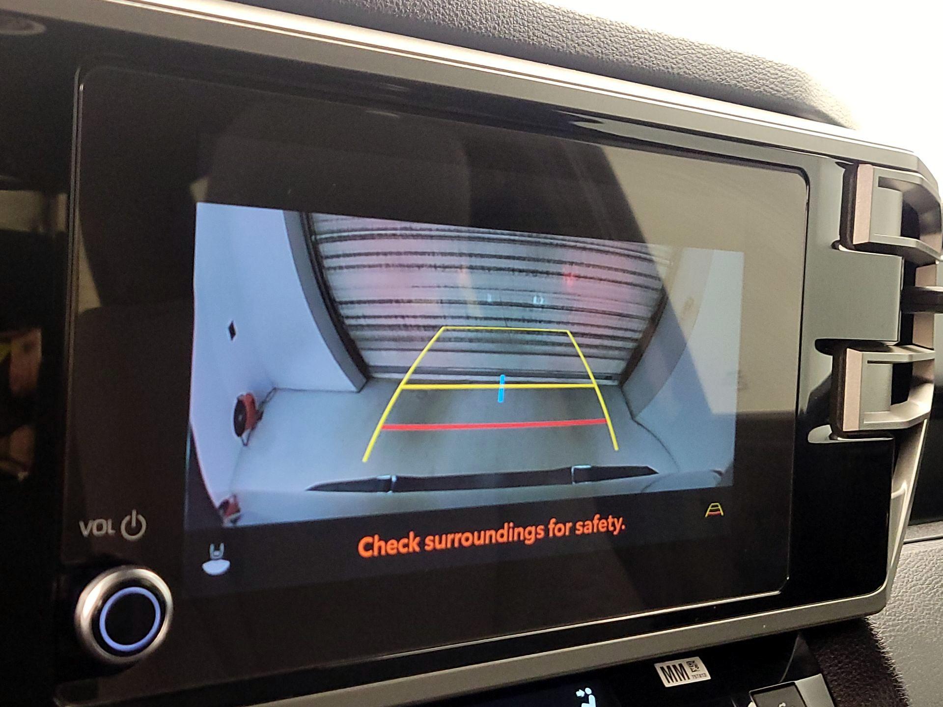 Thumbnail: 2025 Toyota Tundra - 14