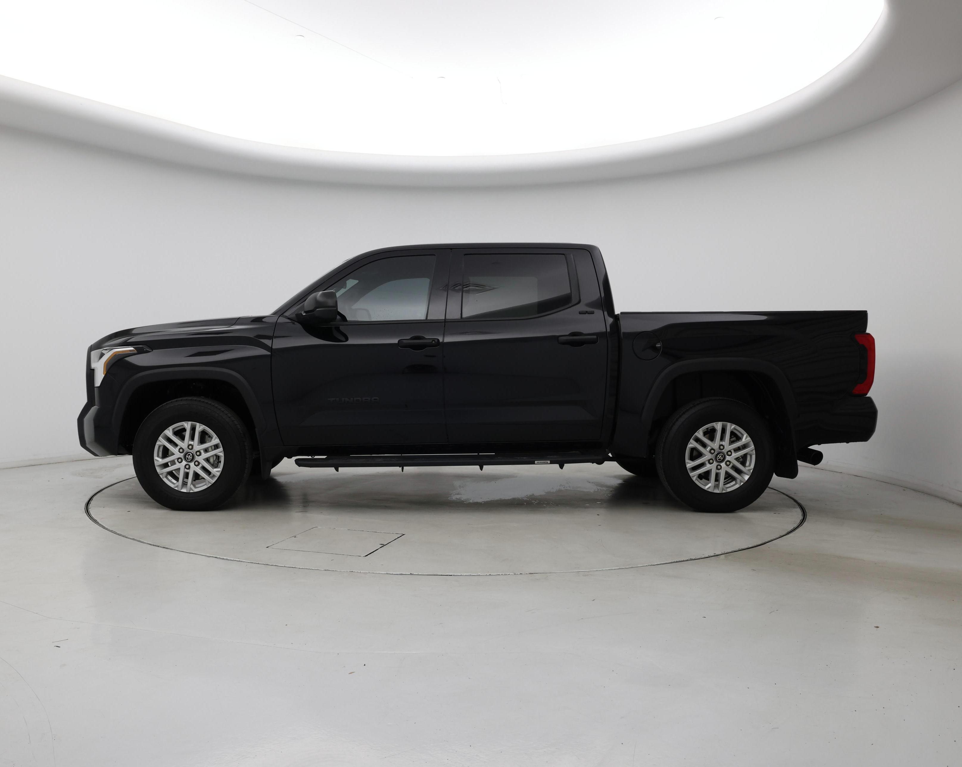 Thumbnail: 2025 Toyota Tundra - 3