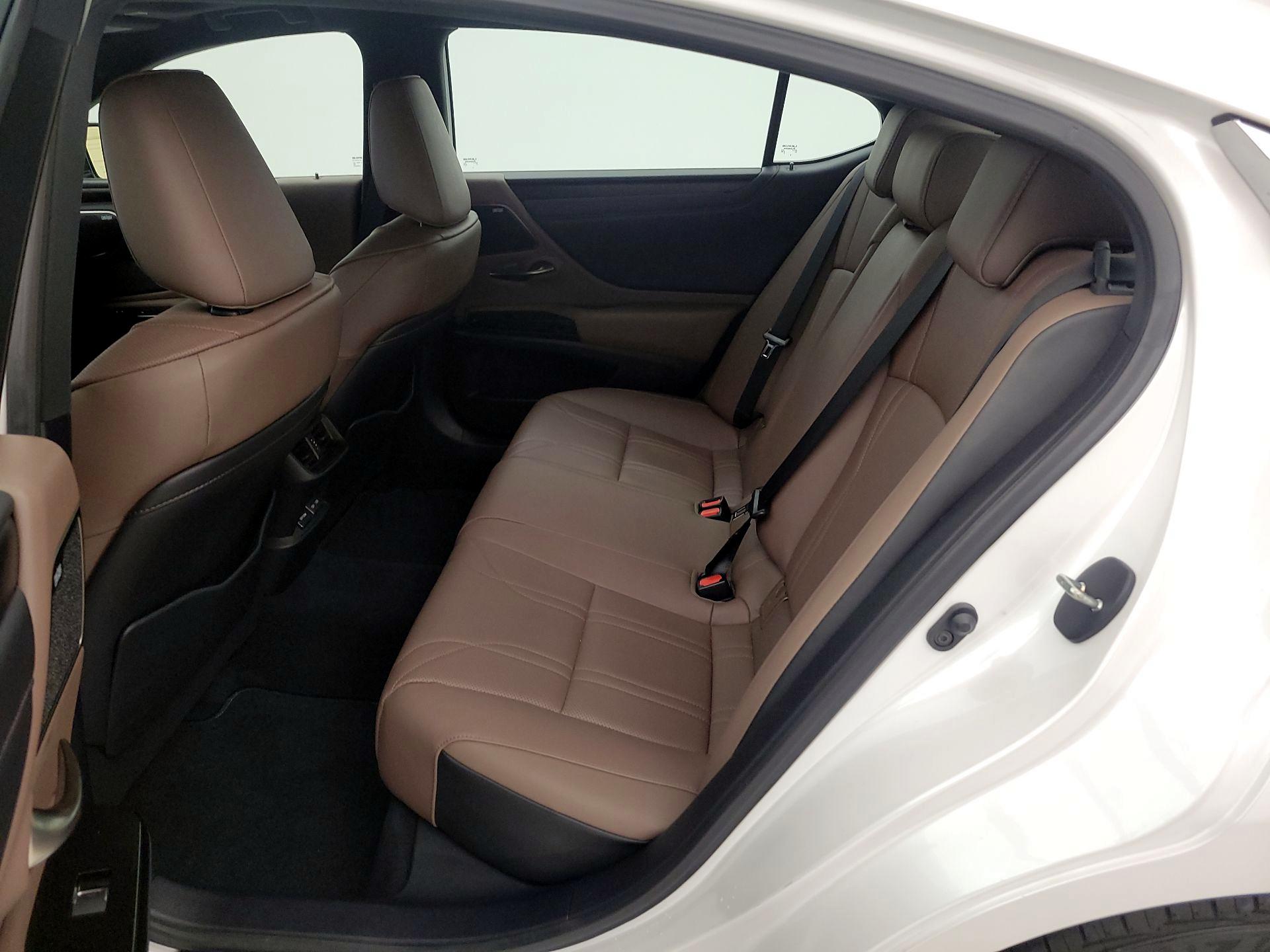 Thumbnail: 2024 Lexus ES - 20