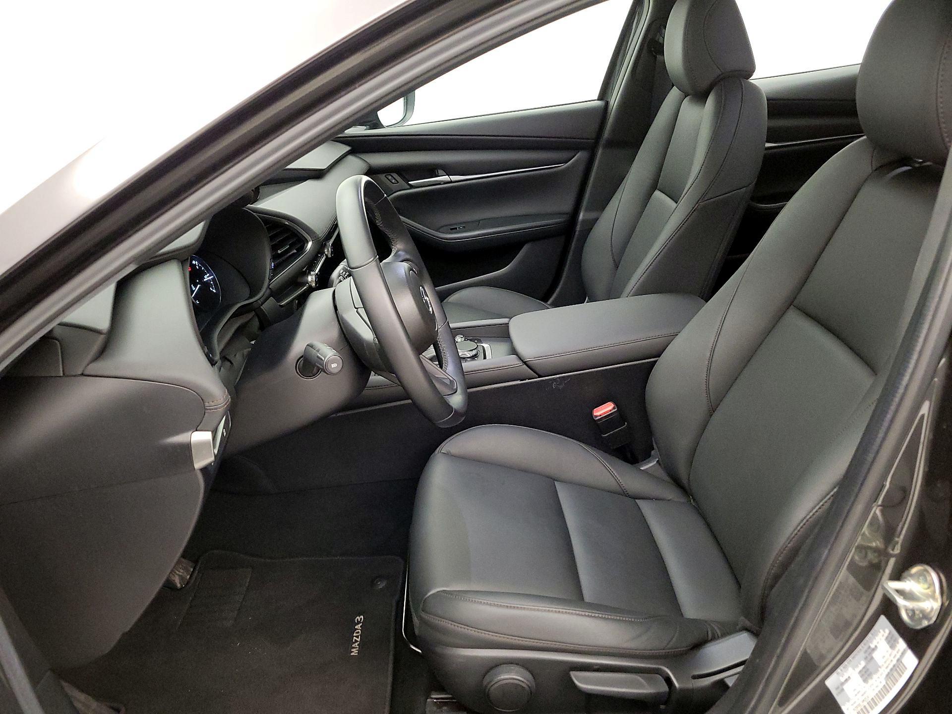 Thumbnail: 2021 Mazda Mazda3 - 11