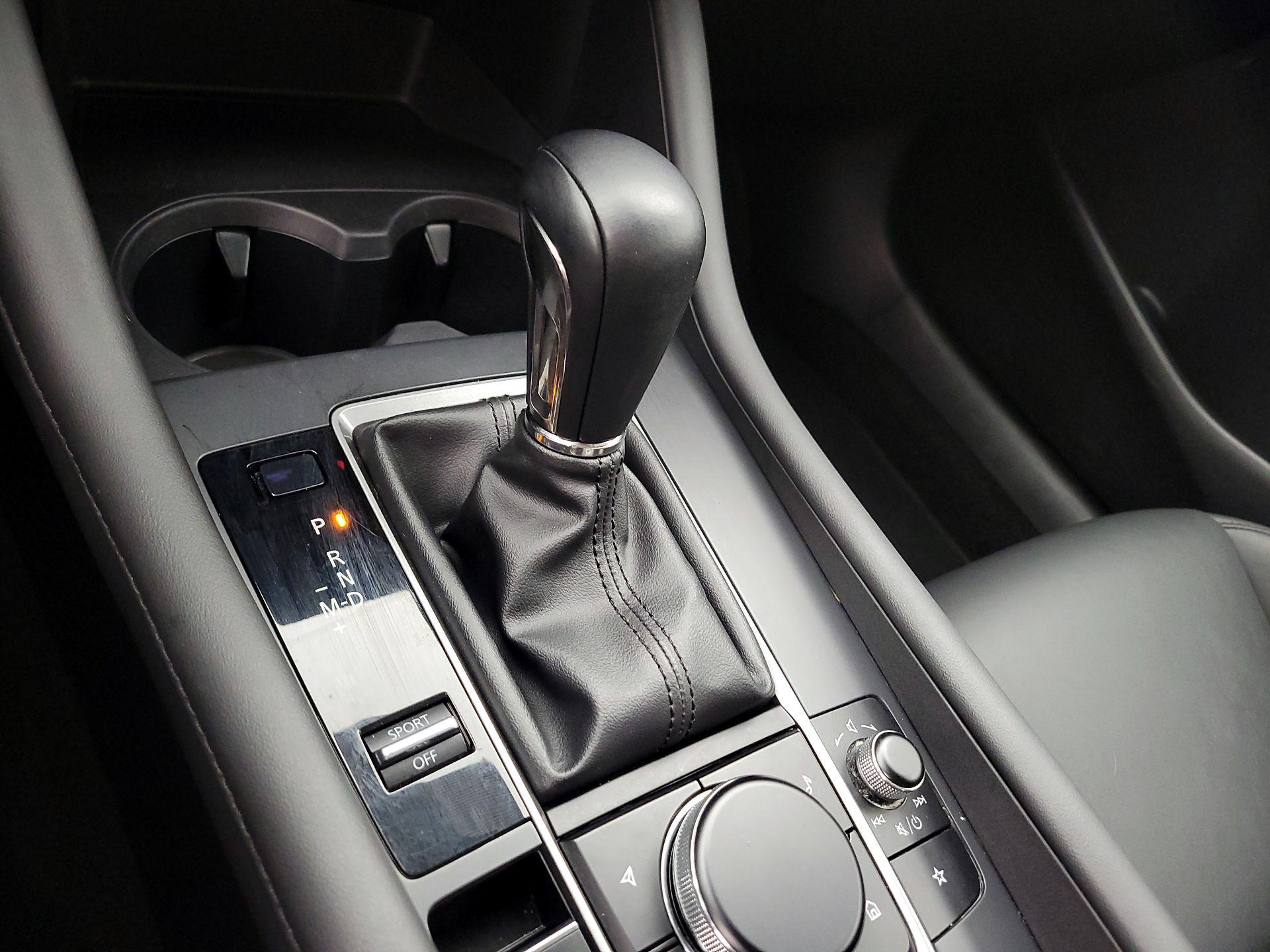 Thumbnail: 2021 Mazda Mazda3 - 17